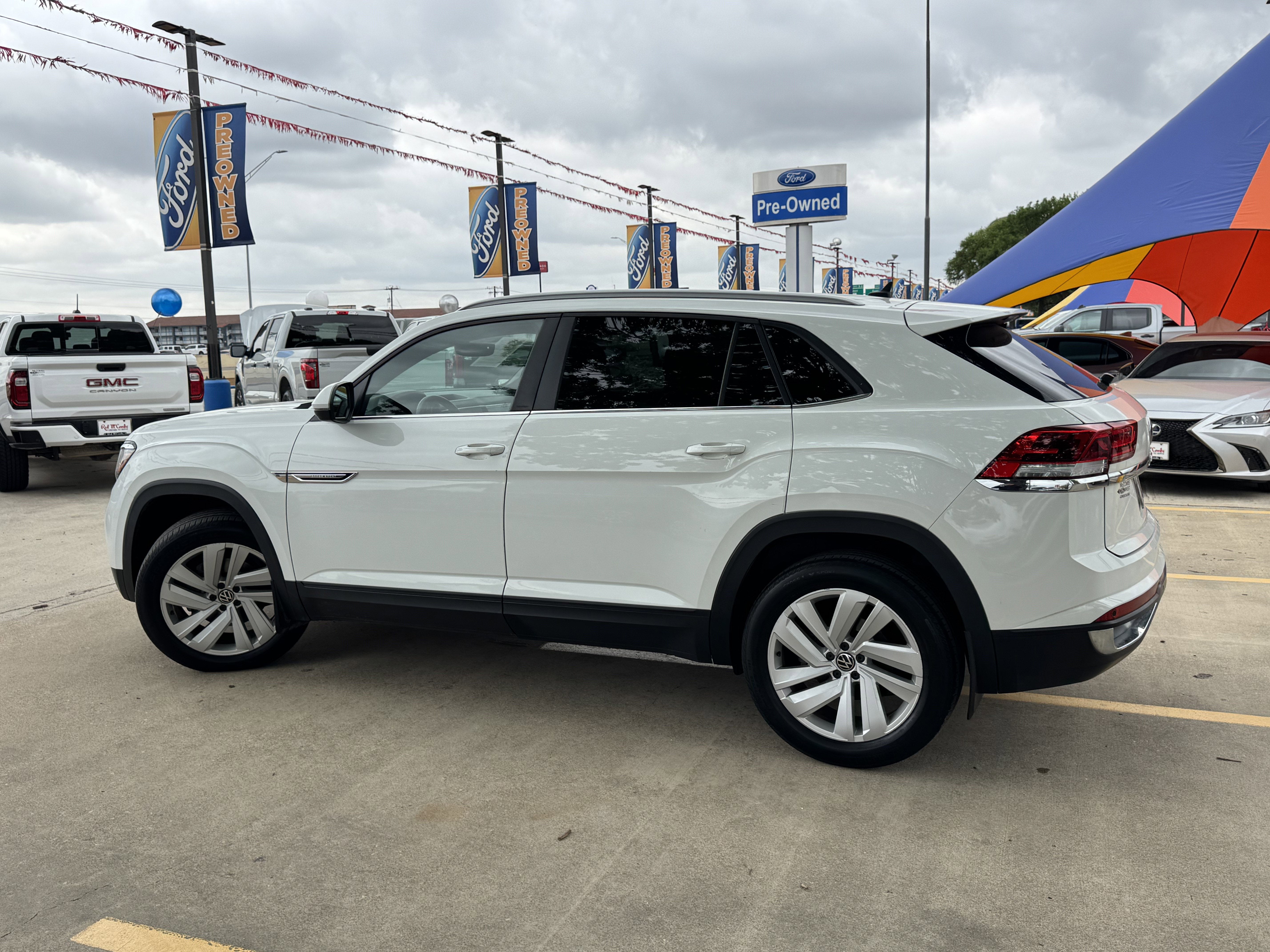 2021 Volkswagen Atlas Cross Sport 2.0T SE w/ Technology