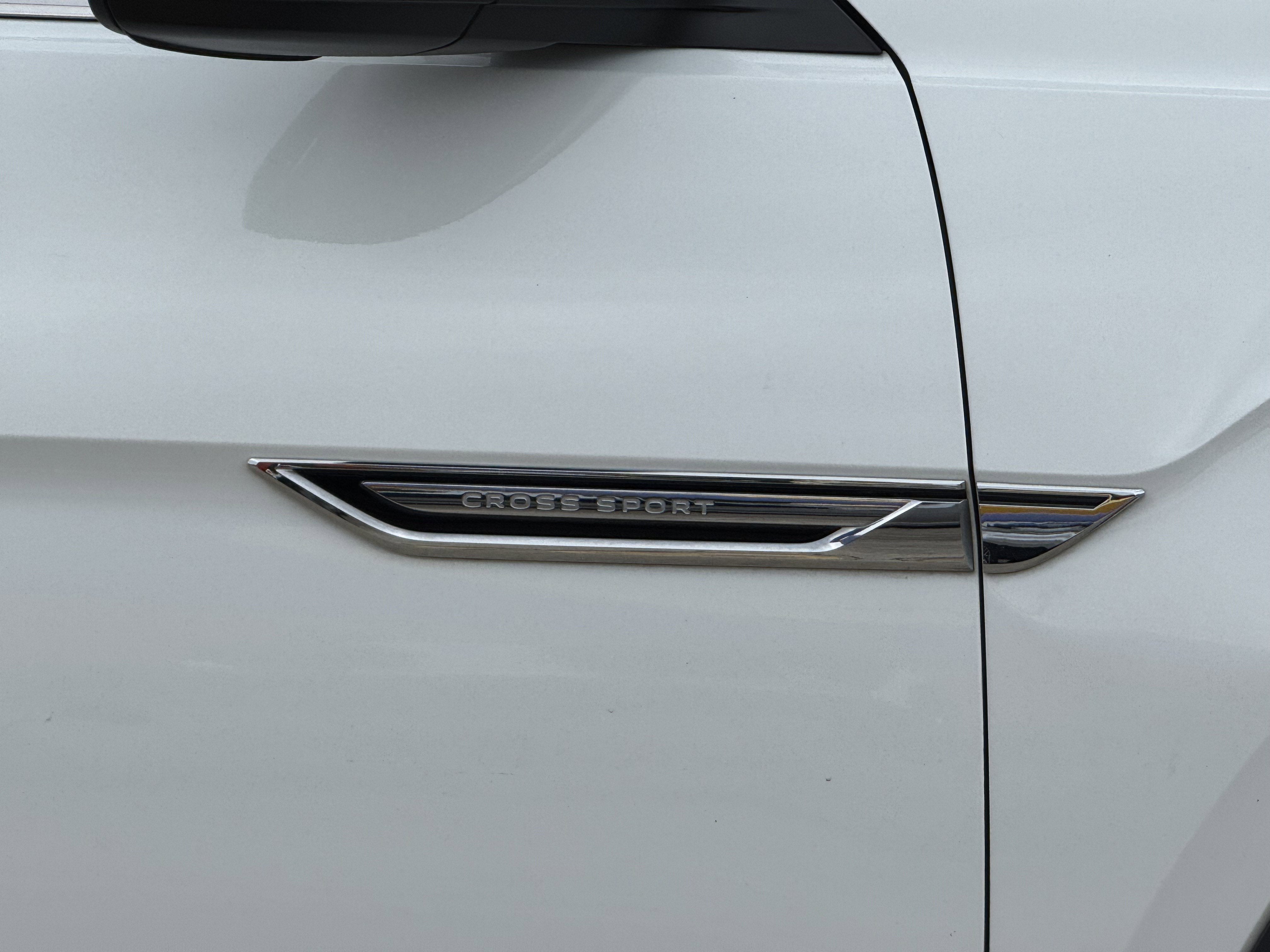 2021 Volkswagen Atlas Cross Sport 2.0T SE w/ Technology