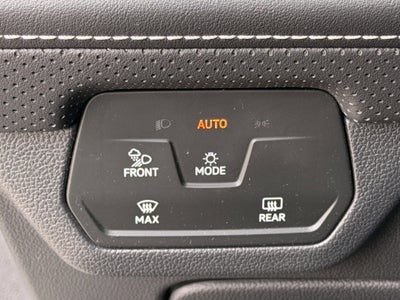 2024 Volkswagen Atlas 2.0T SE w/ Technology