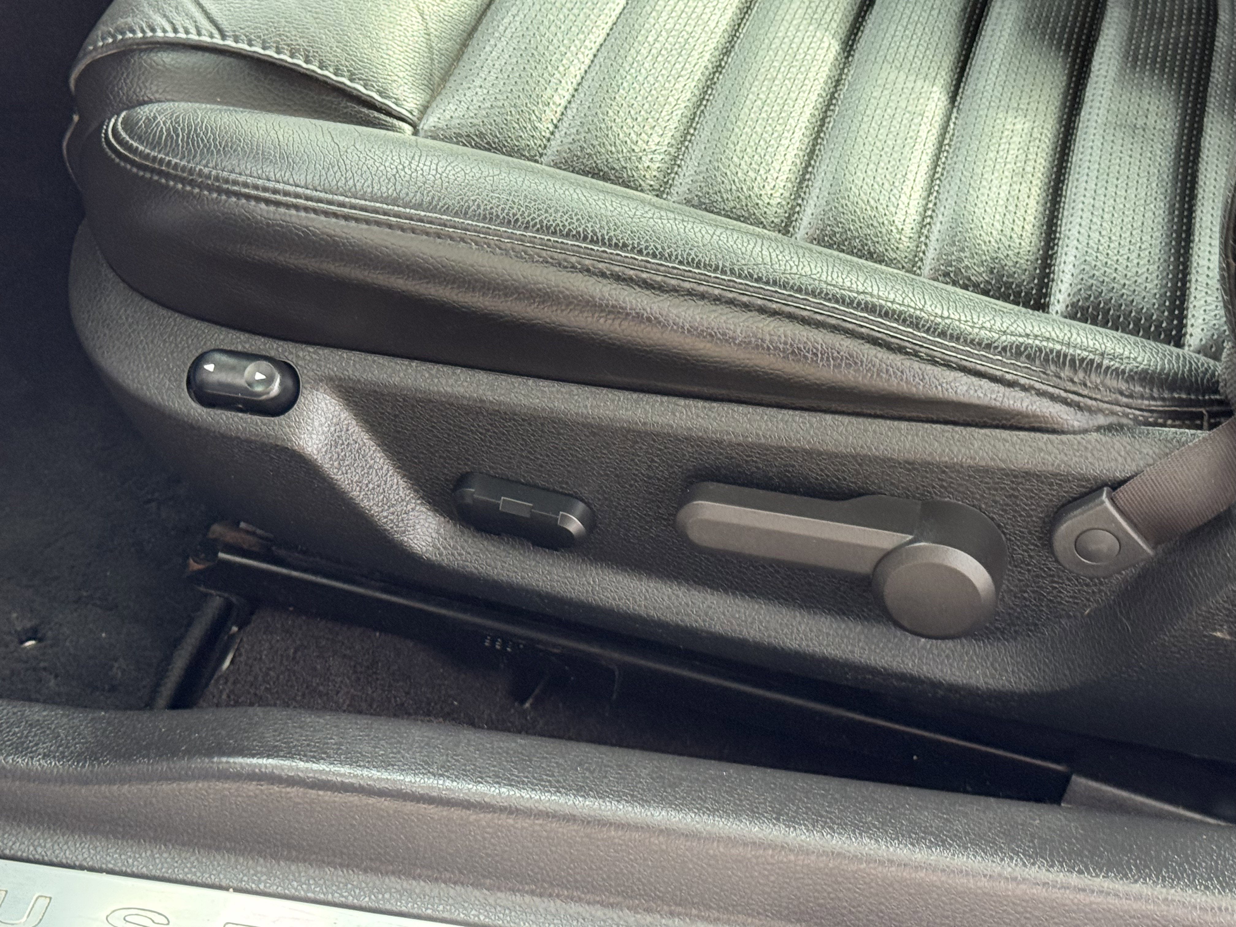 2006 Ford Mustang GT Deluxe