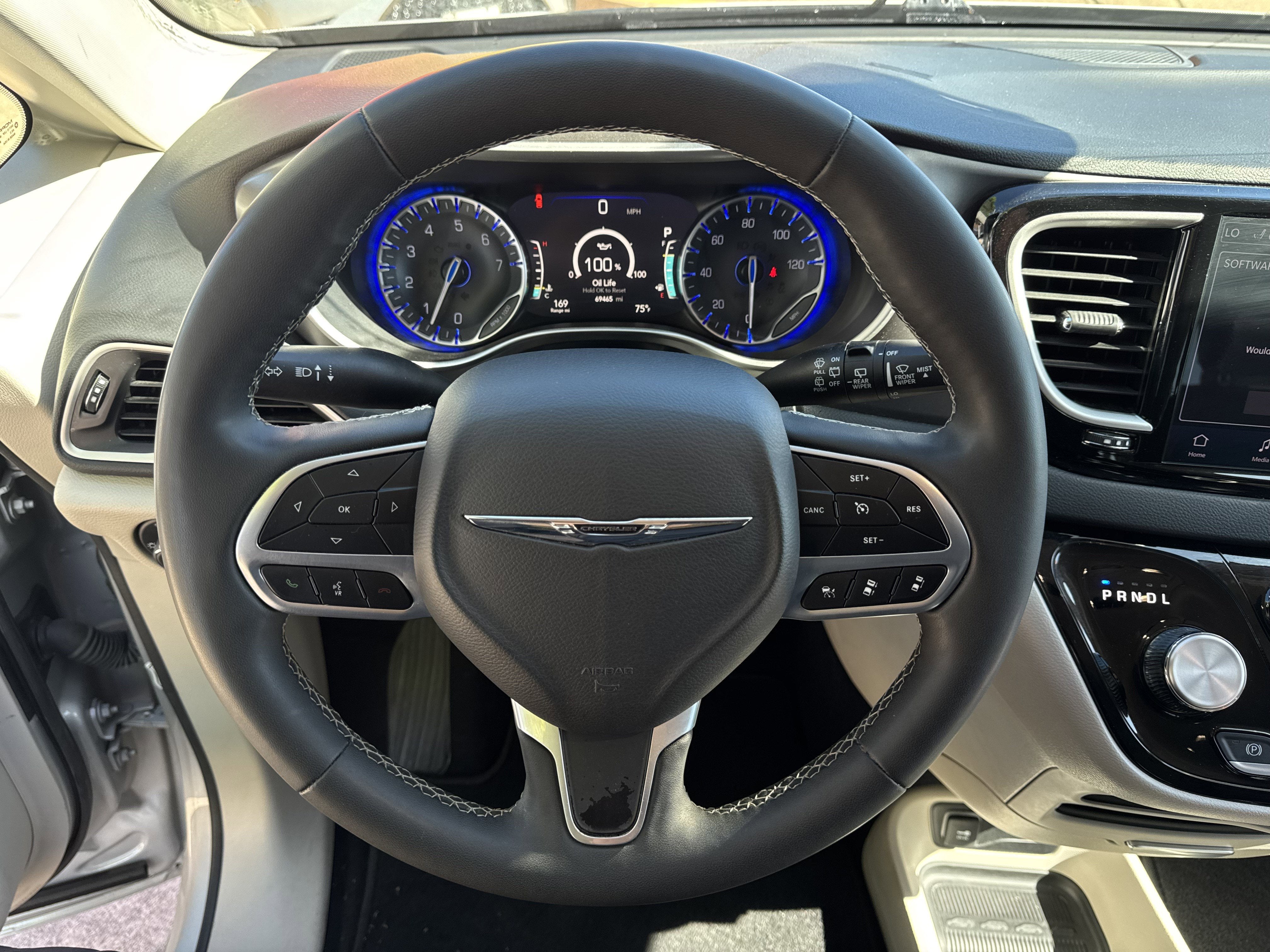 2024 Chrysler Pacifica Touring L