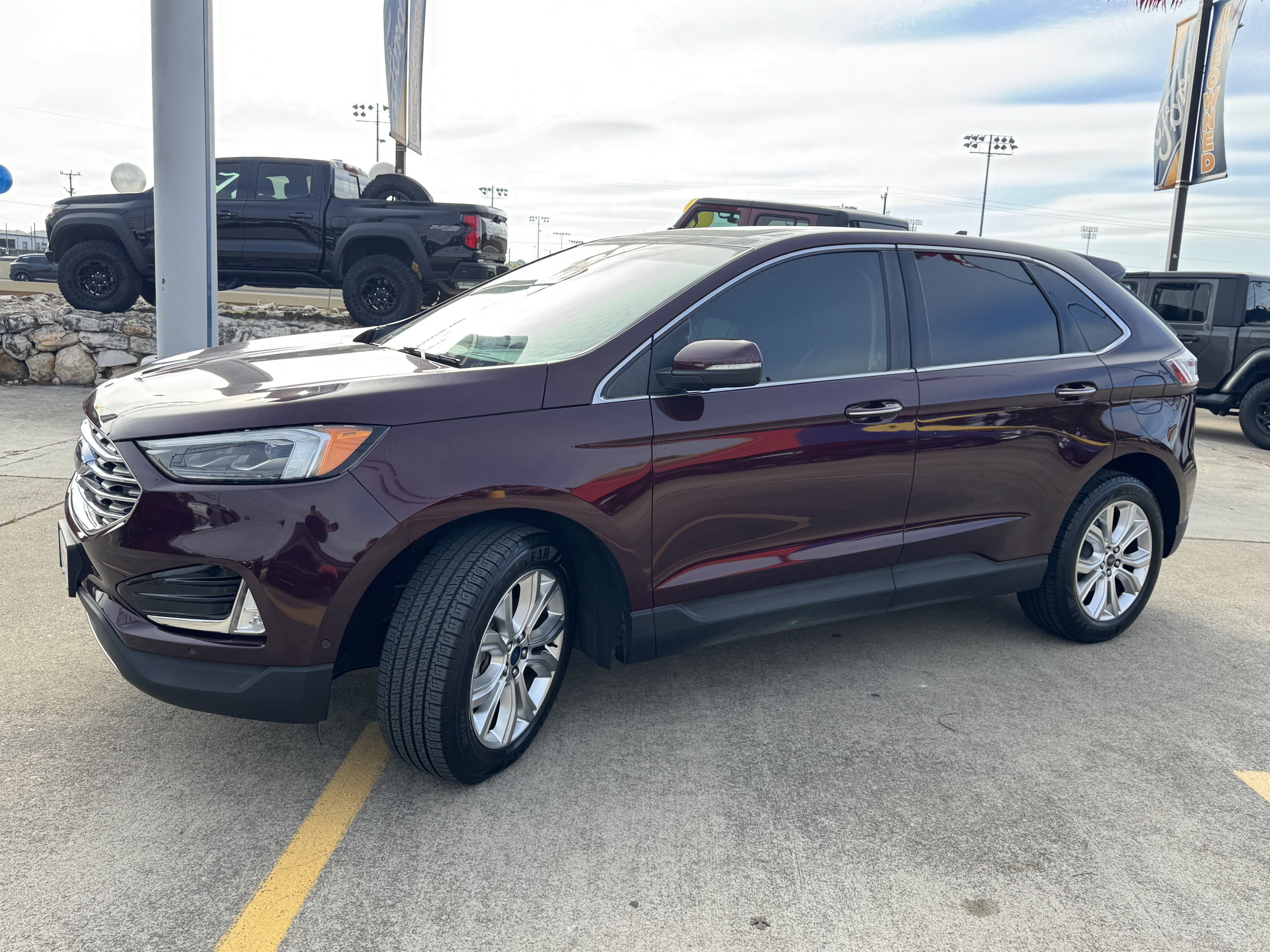 2020 Ford Edge Titanium