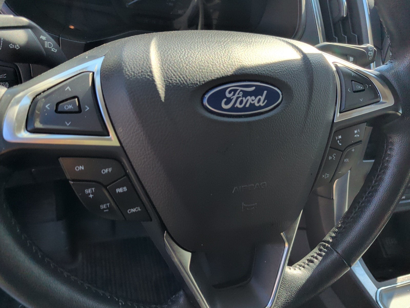 2023 Ford Edge Titanium