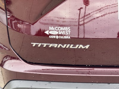 2022 Ford Edge Titanium