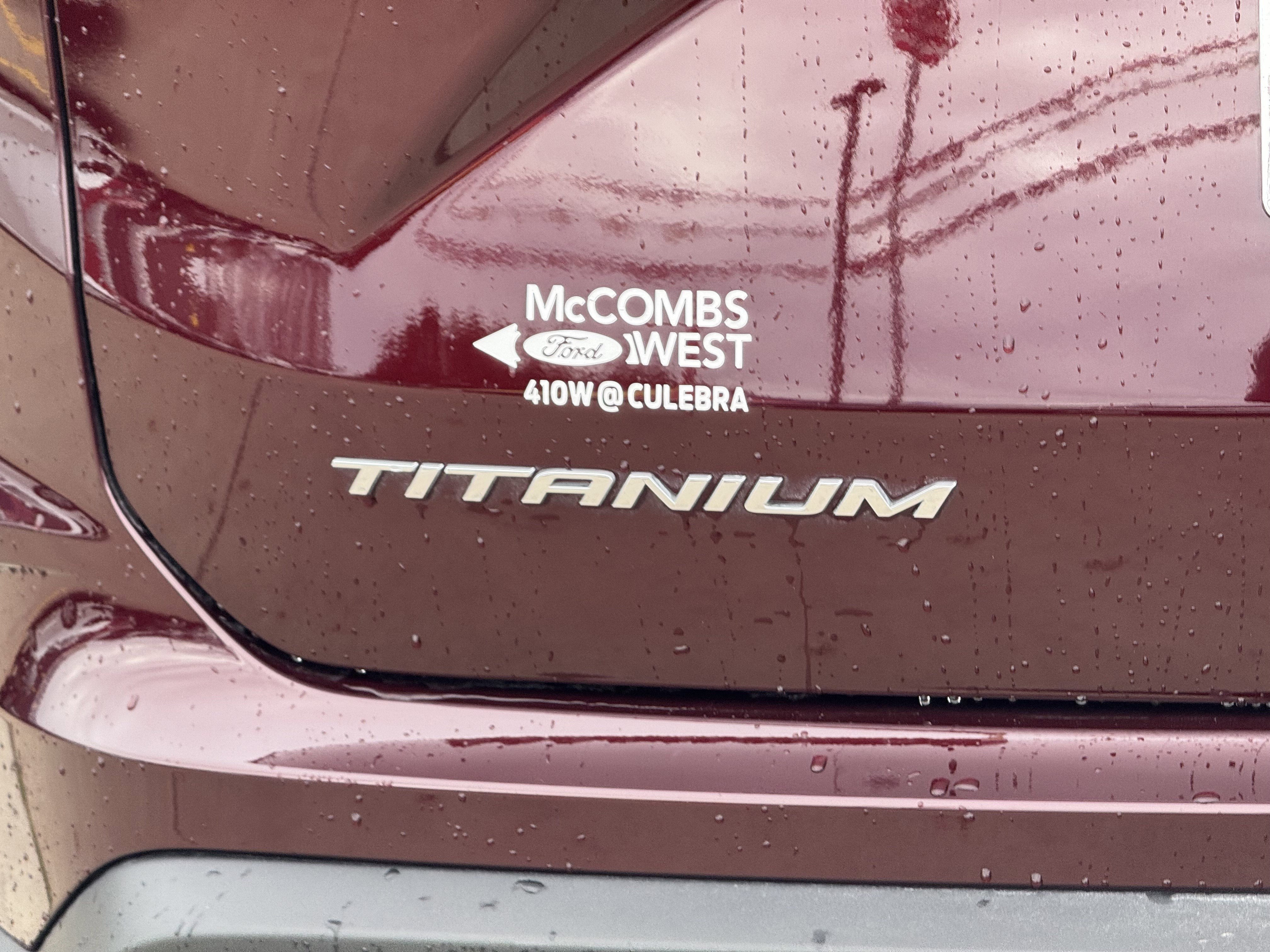 2022 Ford Edge Titanium
