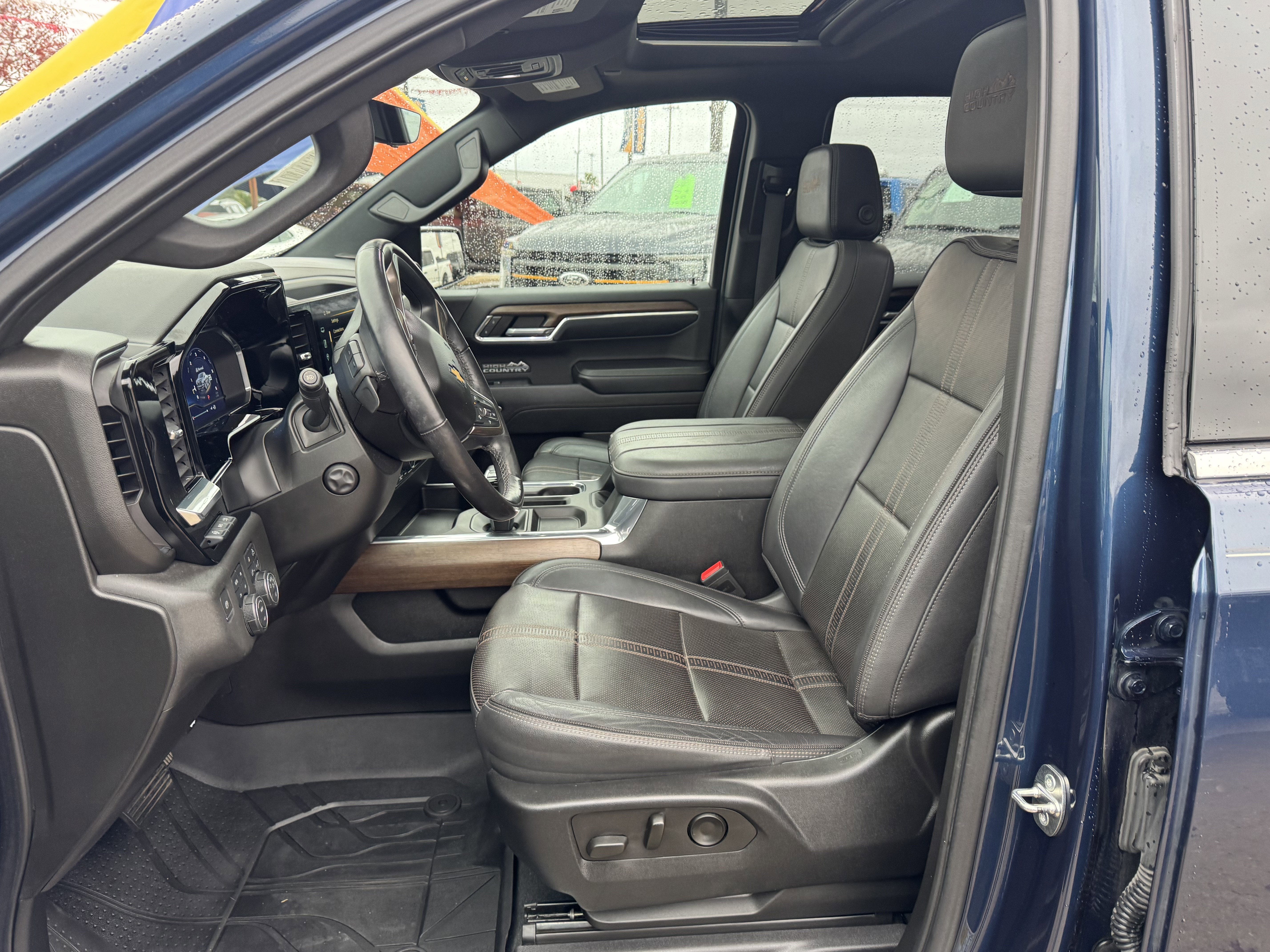 2023 Chevrolet Silverado 1500 High Country