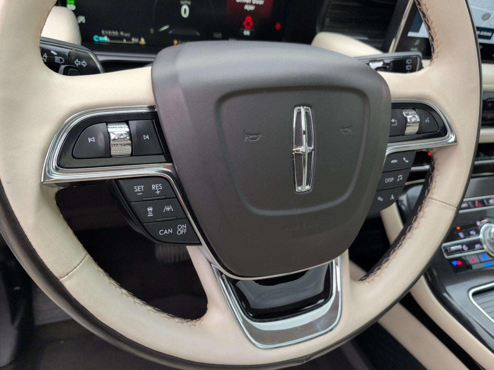 2022 Lincoln Nautilus Black Label