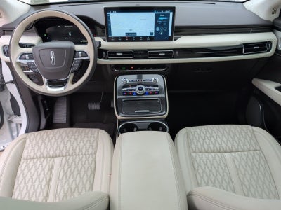 2022 Lincoln Nautilus Black Label
