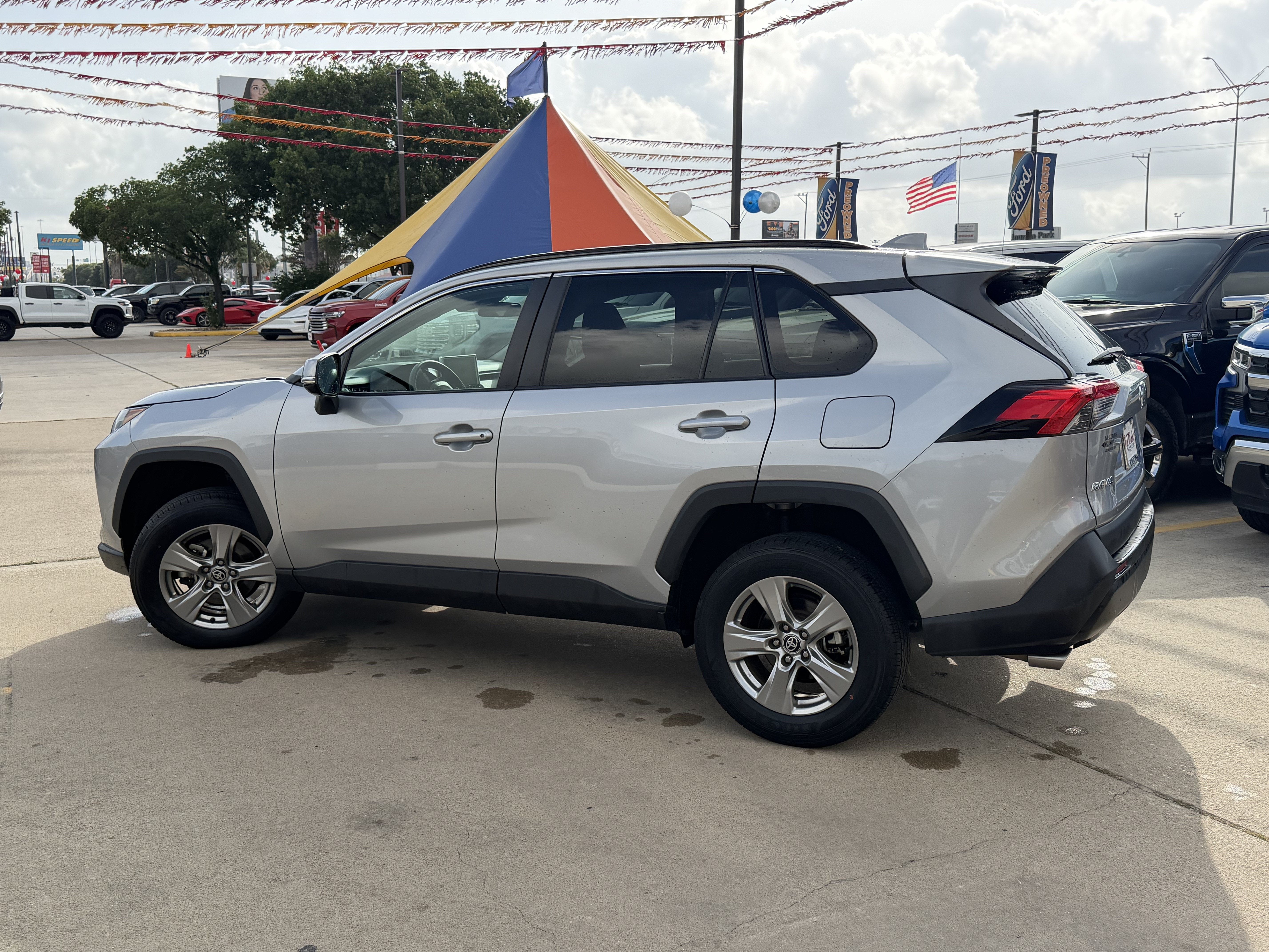 2024 Toyota RAV4 XLE