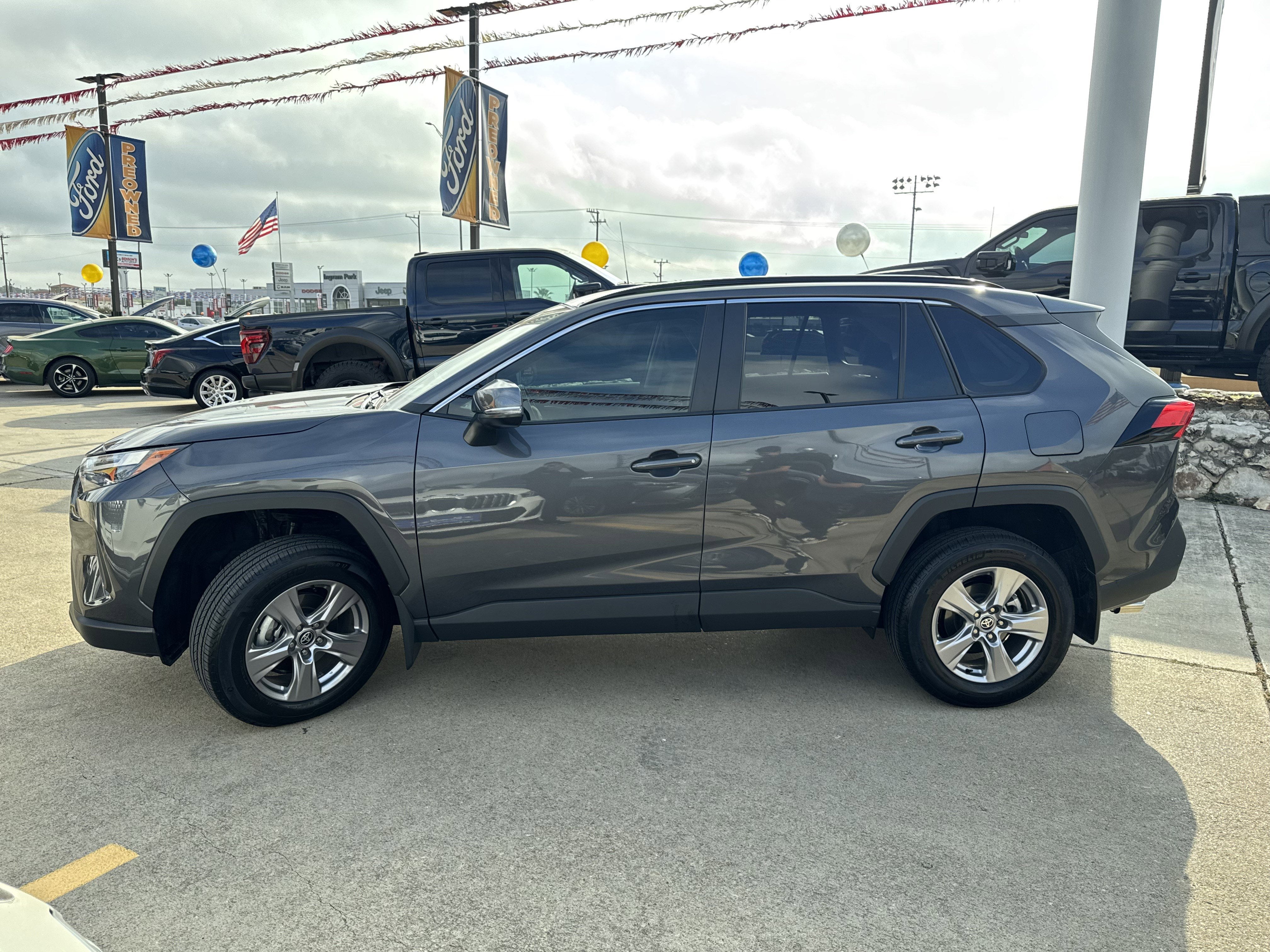 2025 Toyota RAV4 XLE