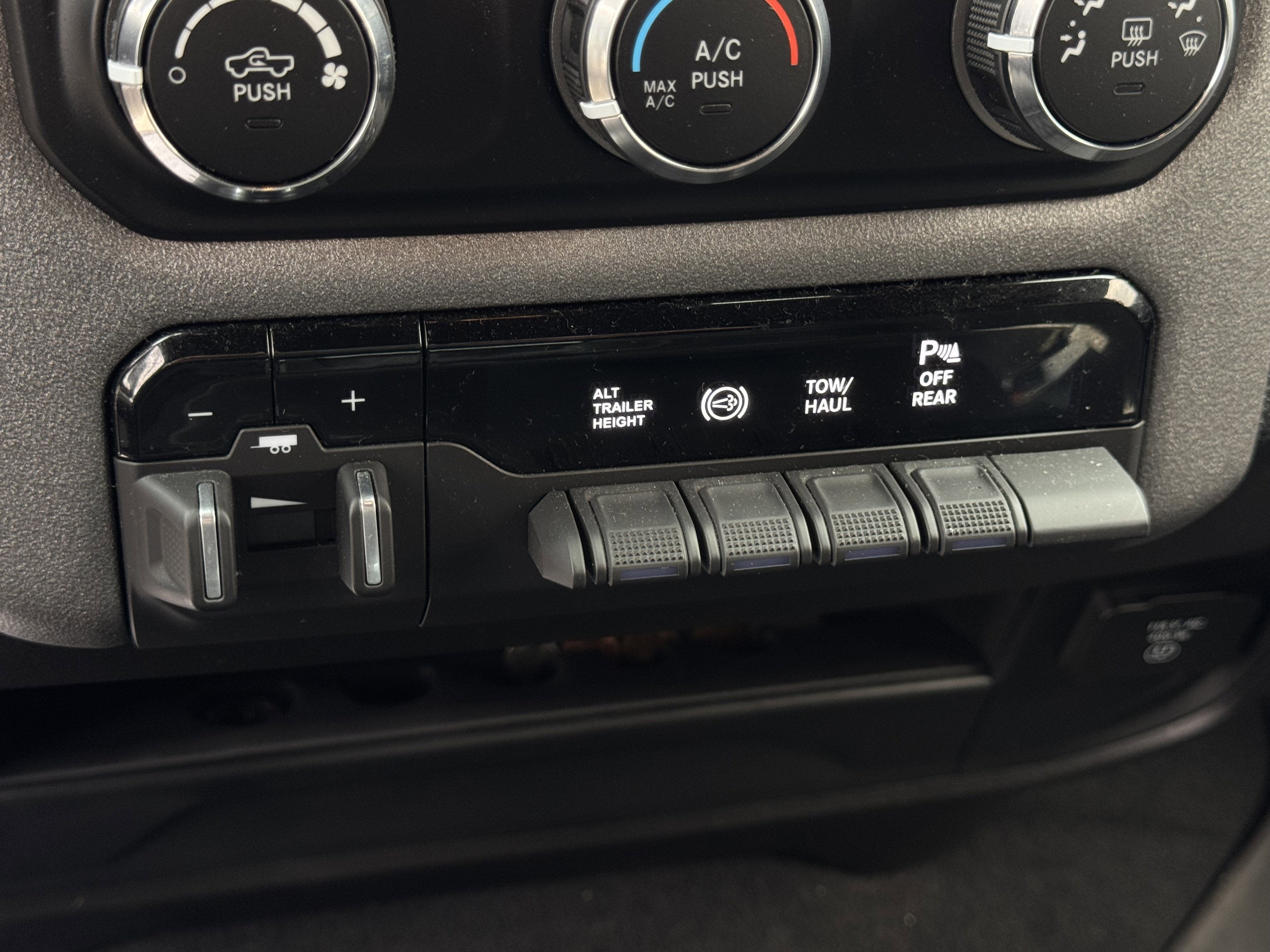 2024 RAM 3500 Tradesman