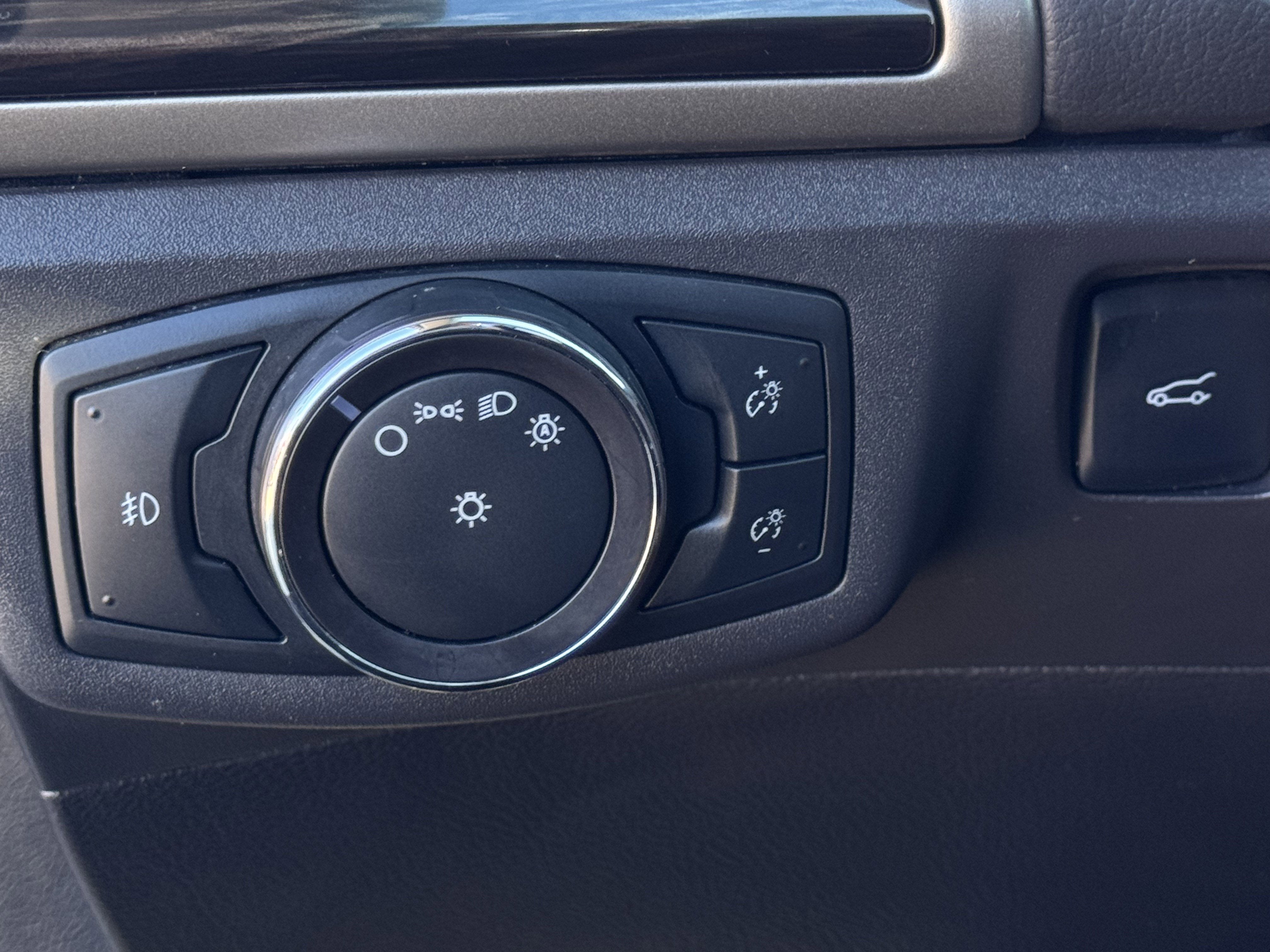 2015 Ford Fusion Energi SE Luxury