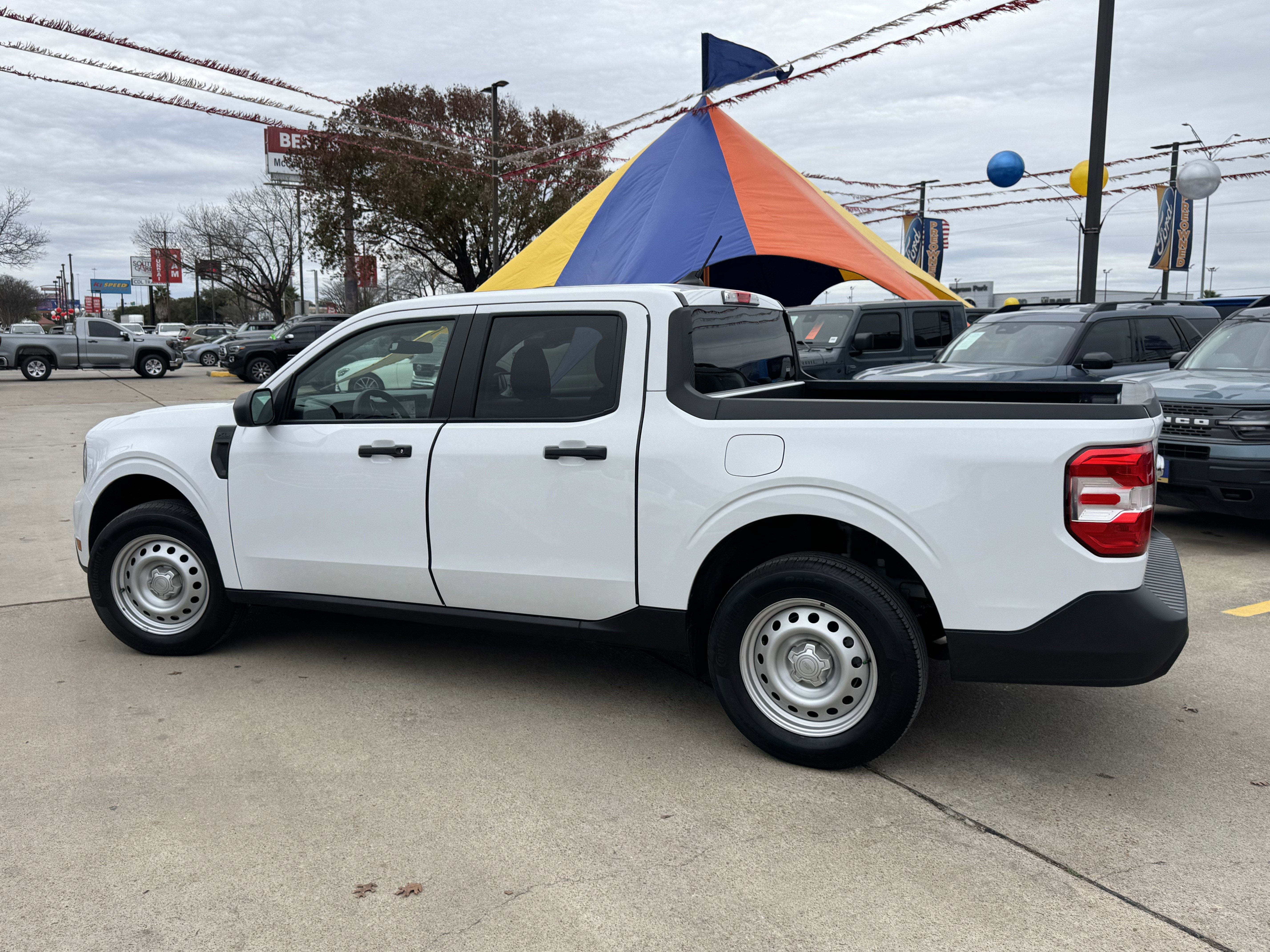 2024 Ford Maverick XL