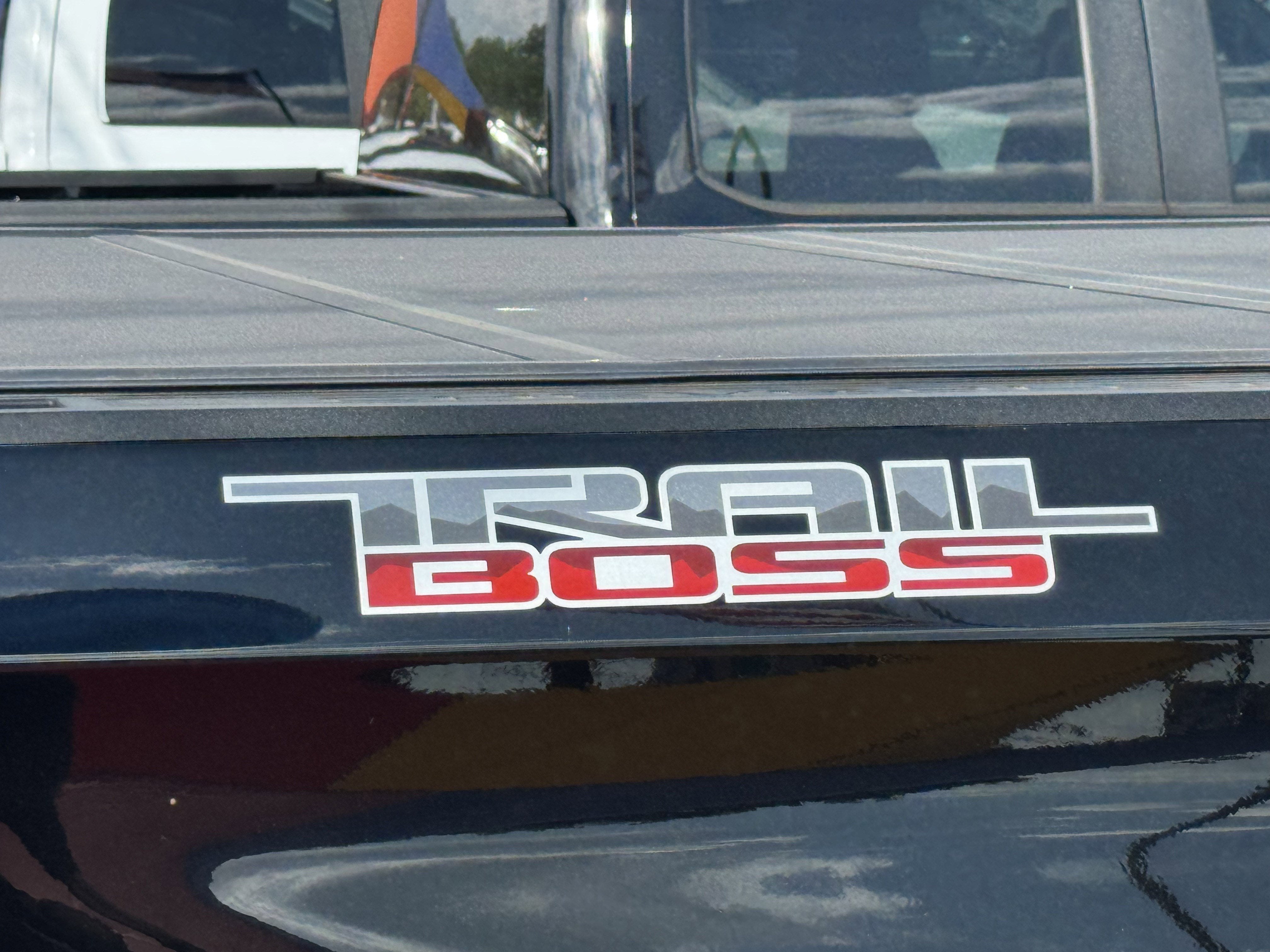 2025 Chevrolet Silverado 1500 Custom Trail Boss