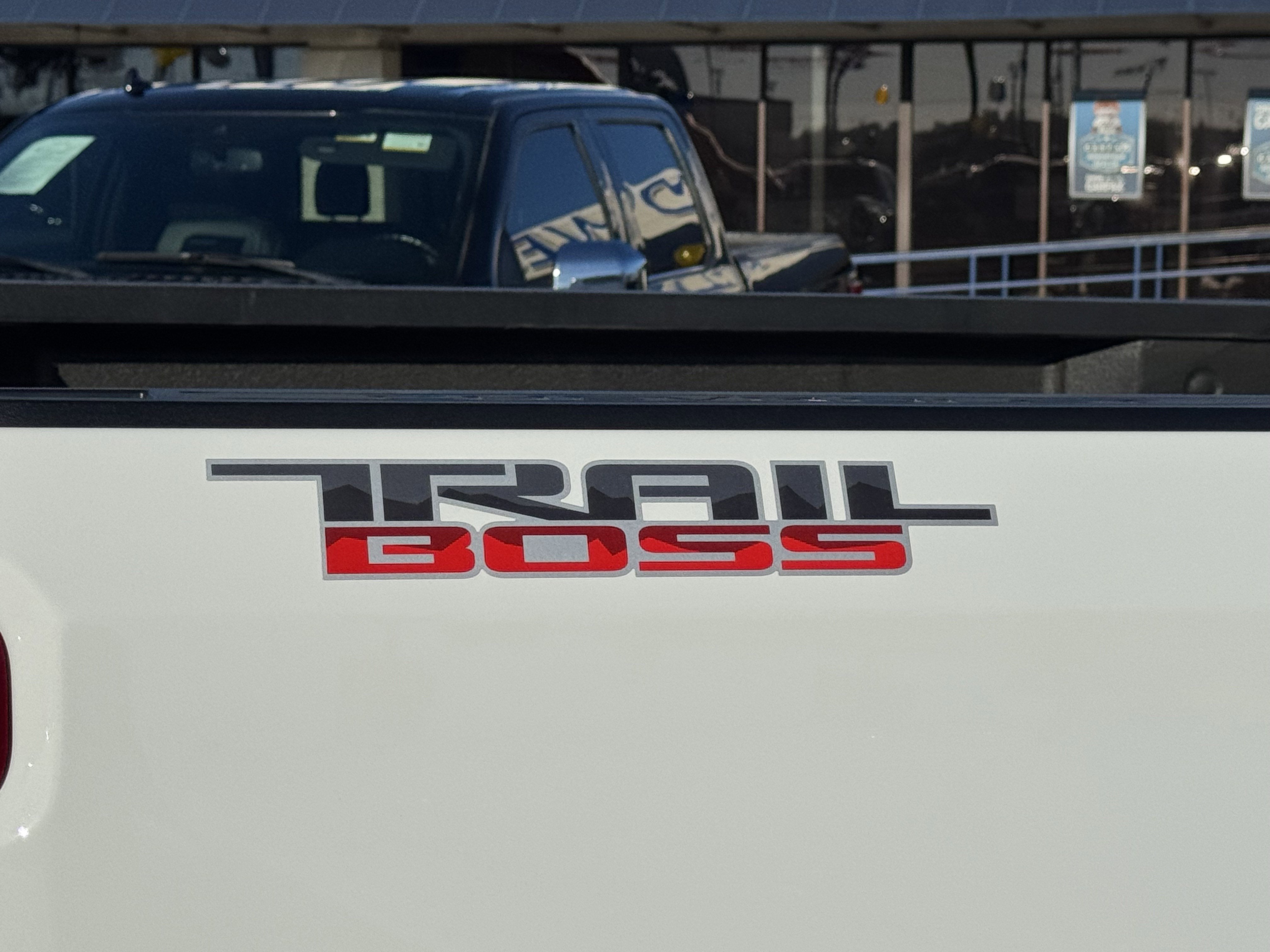 2025 Chevrolet Silverado 1500 LT Trail Boss