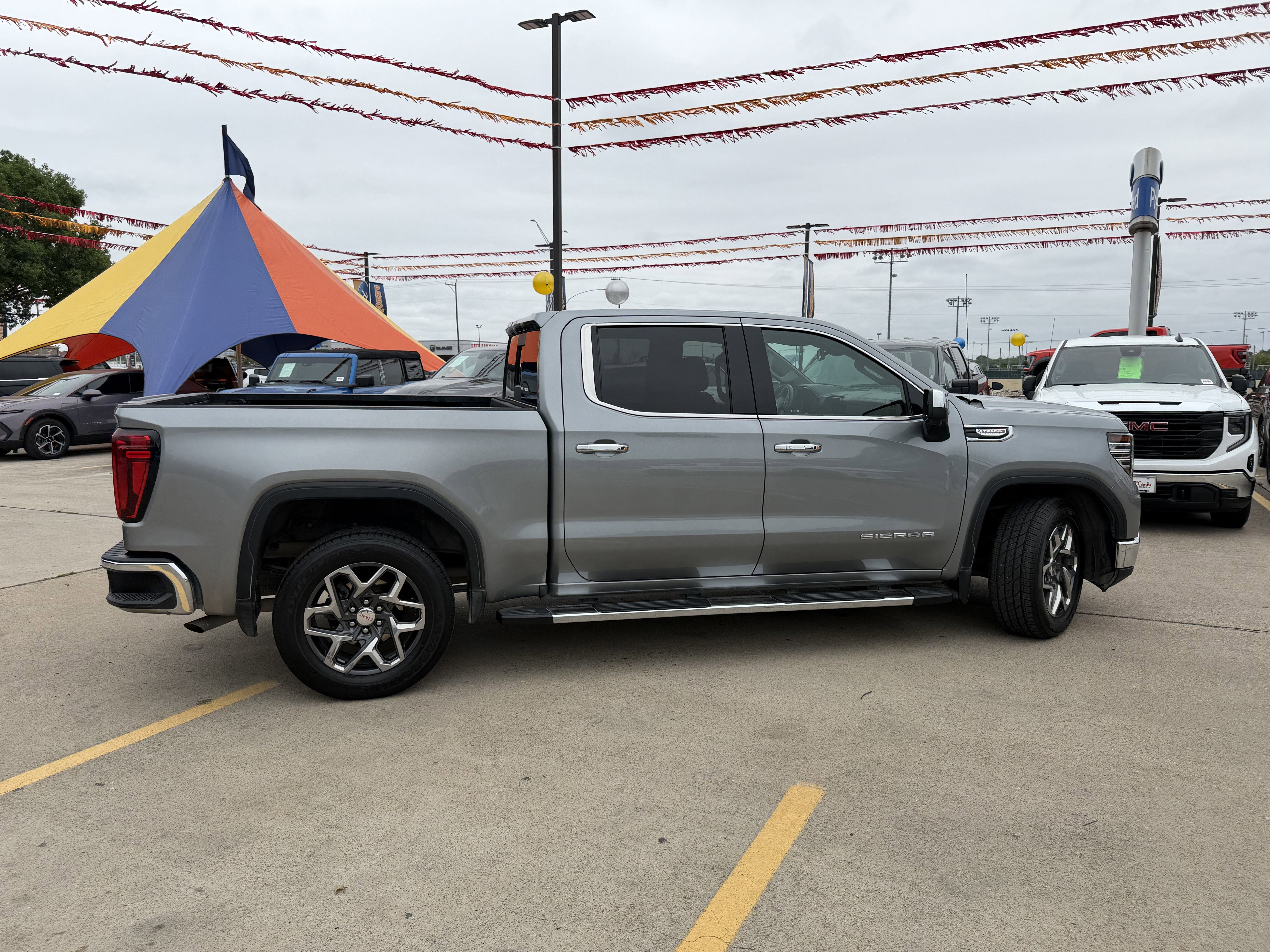 2024 GMC Sierra 1500 SLT