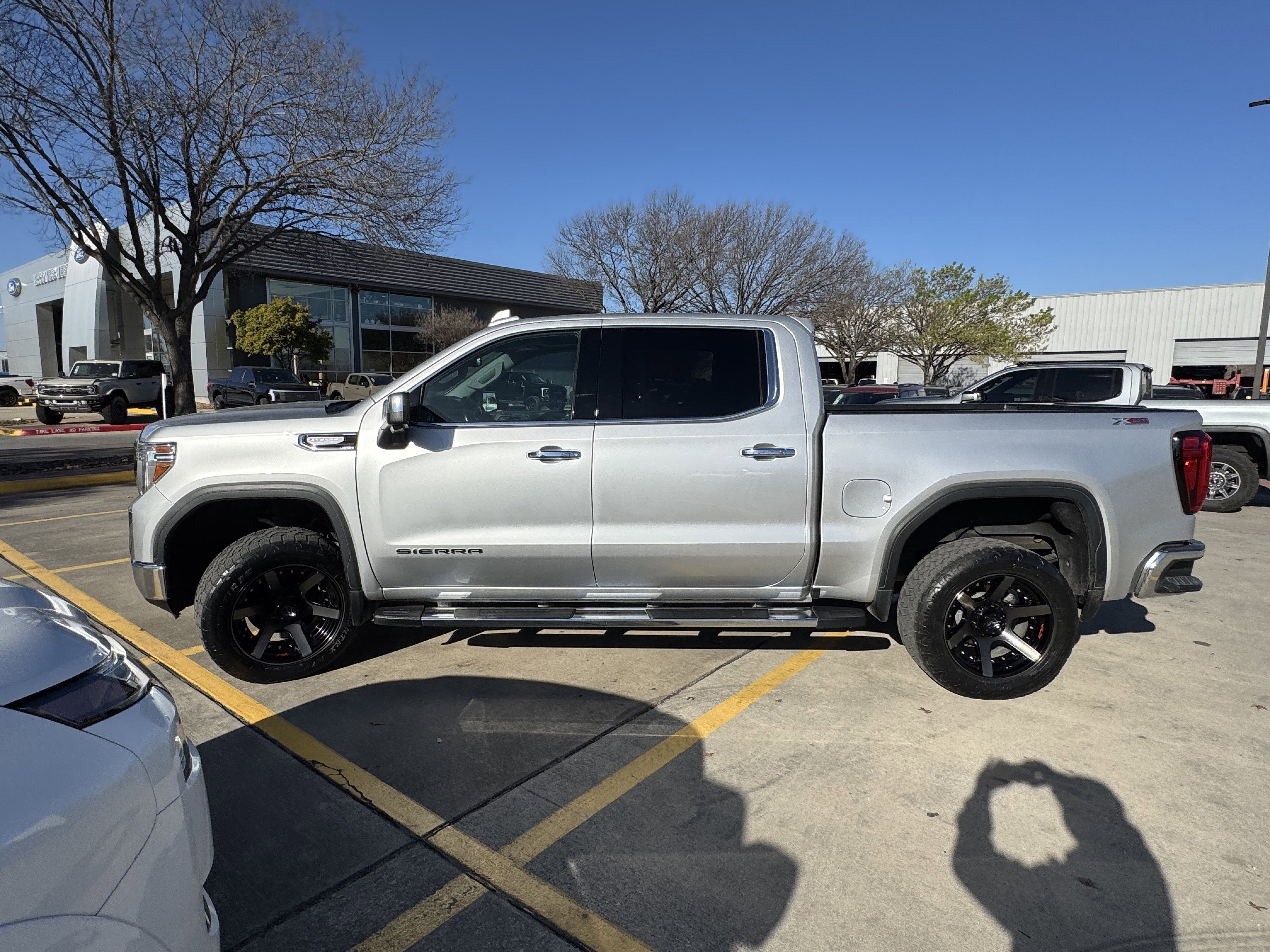 2019 GMC Sierra 1500 SLT