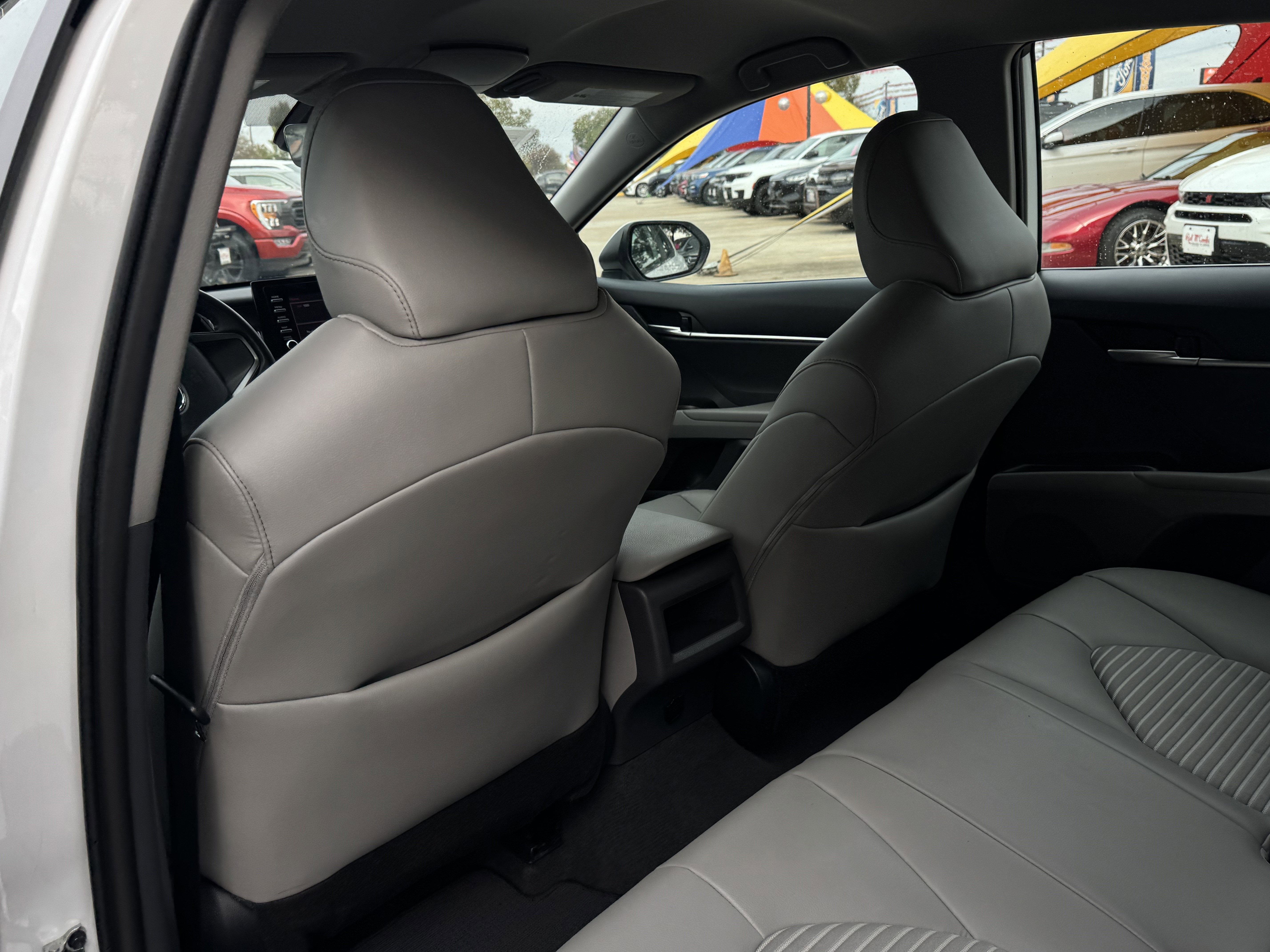 2024 Toyota Camry Hybrid SE