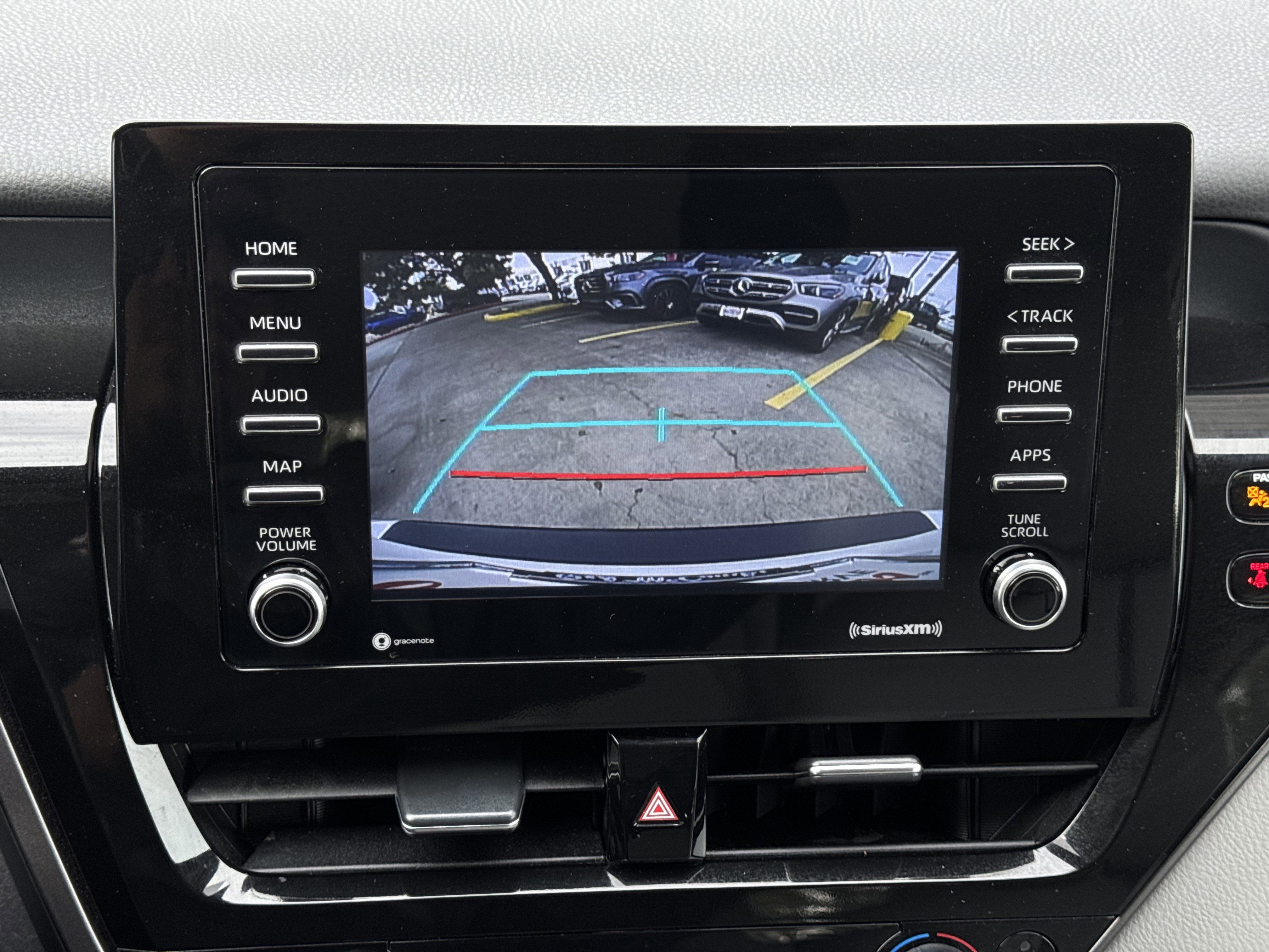 2024 Toyota Camry Hybrid SE