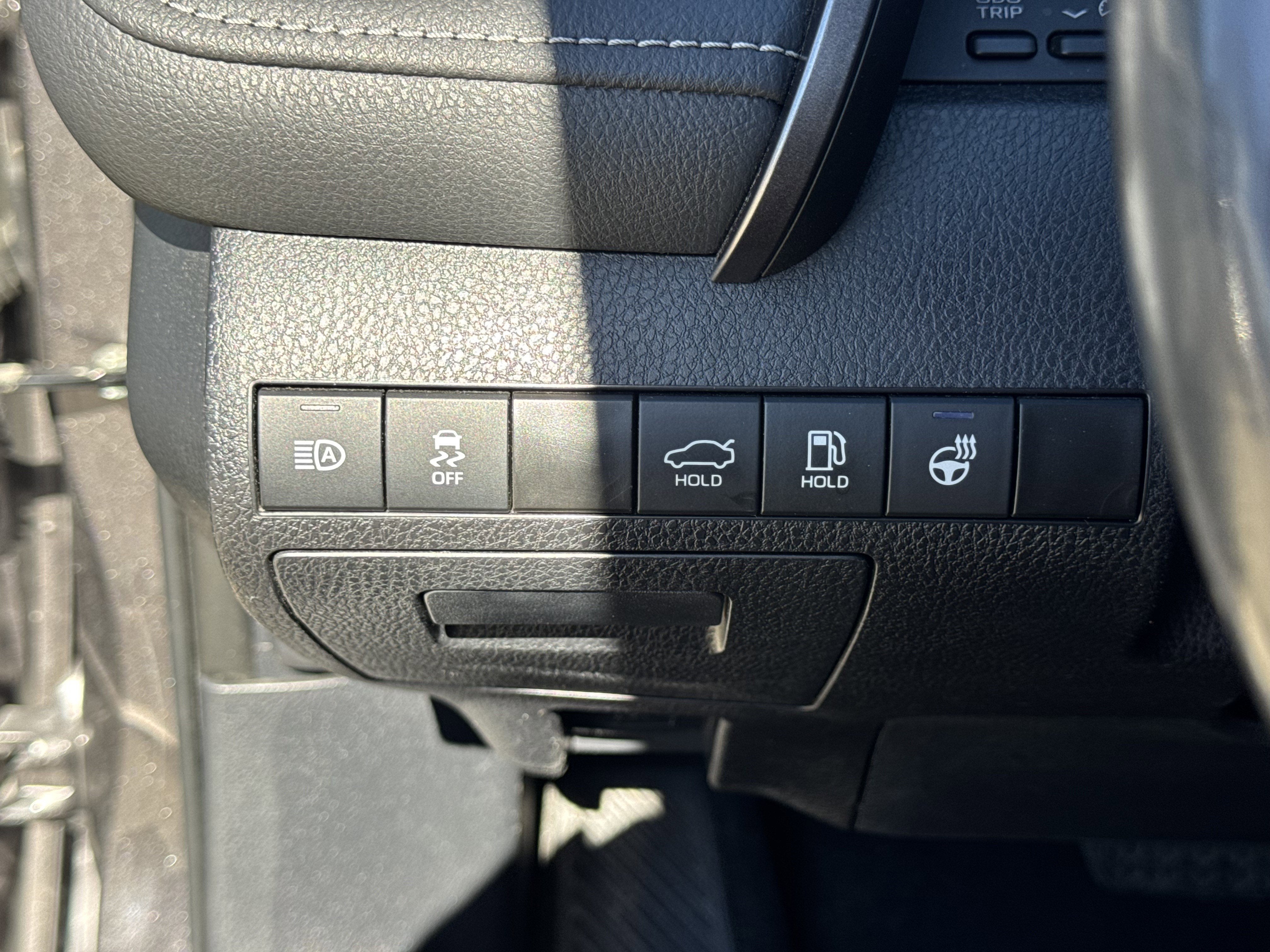 2023 Toyota Camry Hybrid XSE