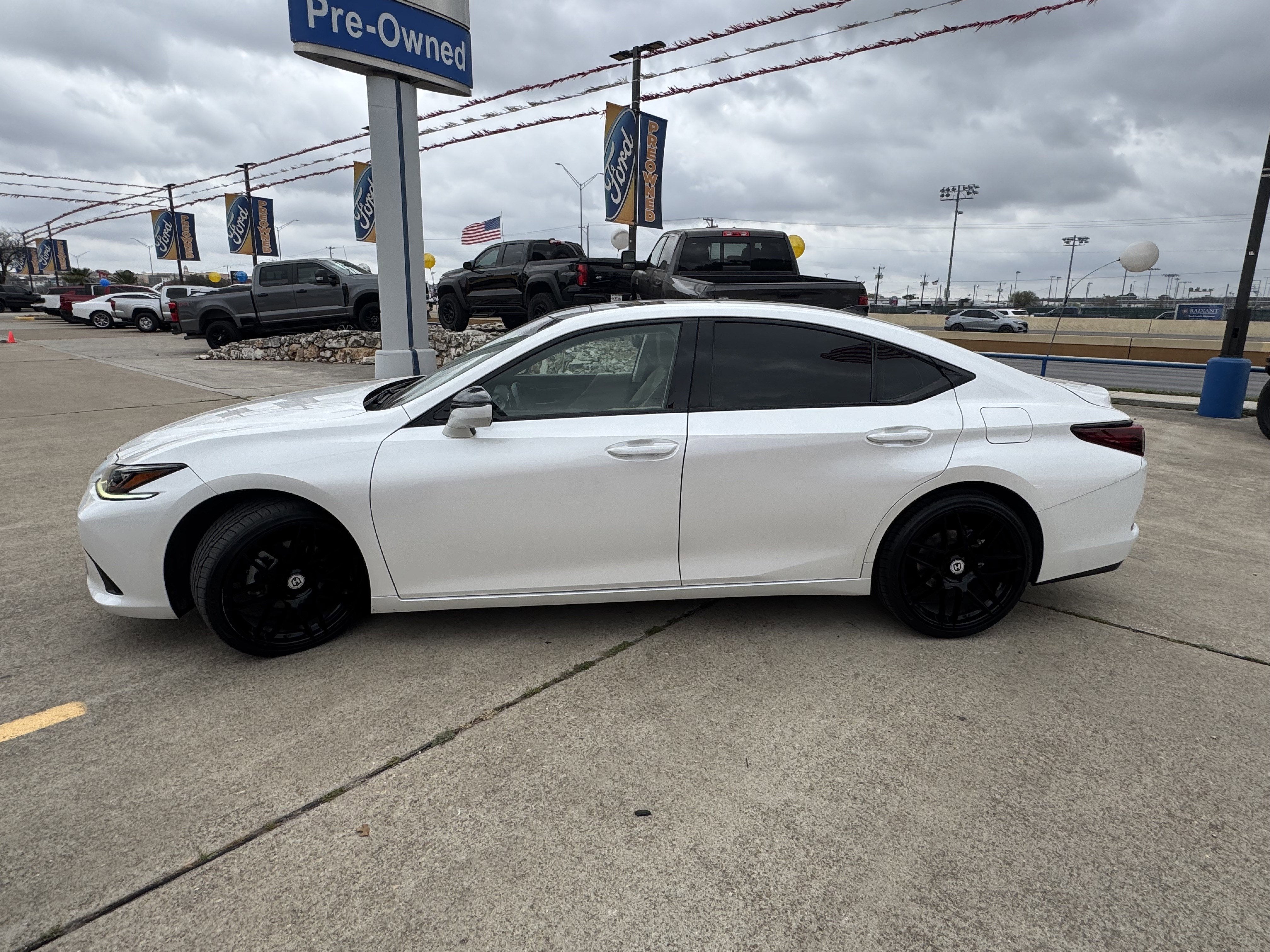 2019 Lexus ES 350 F SPORT