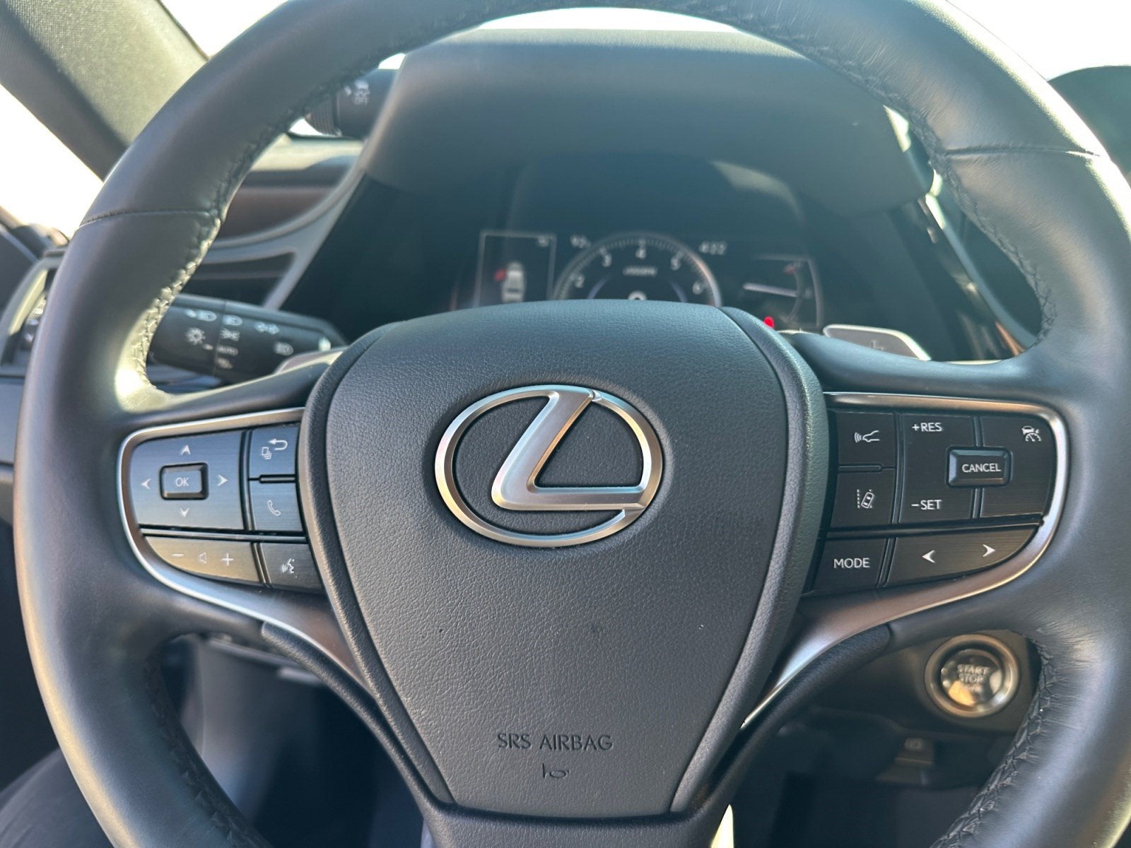 2023 Lexus ES 350 Base