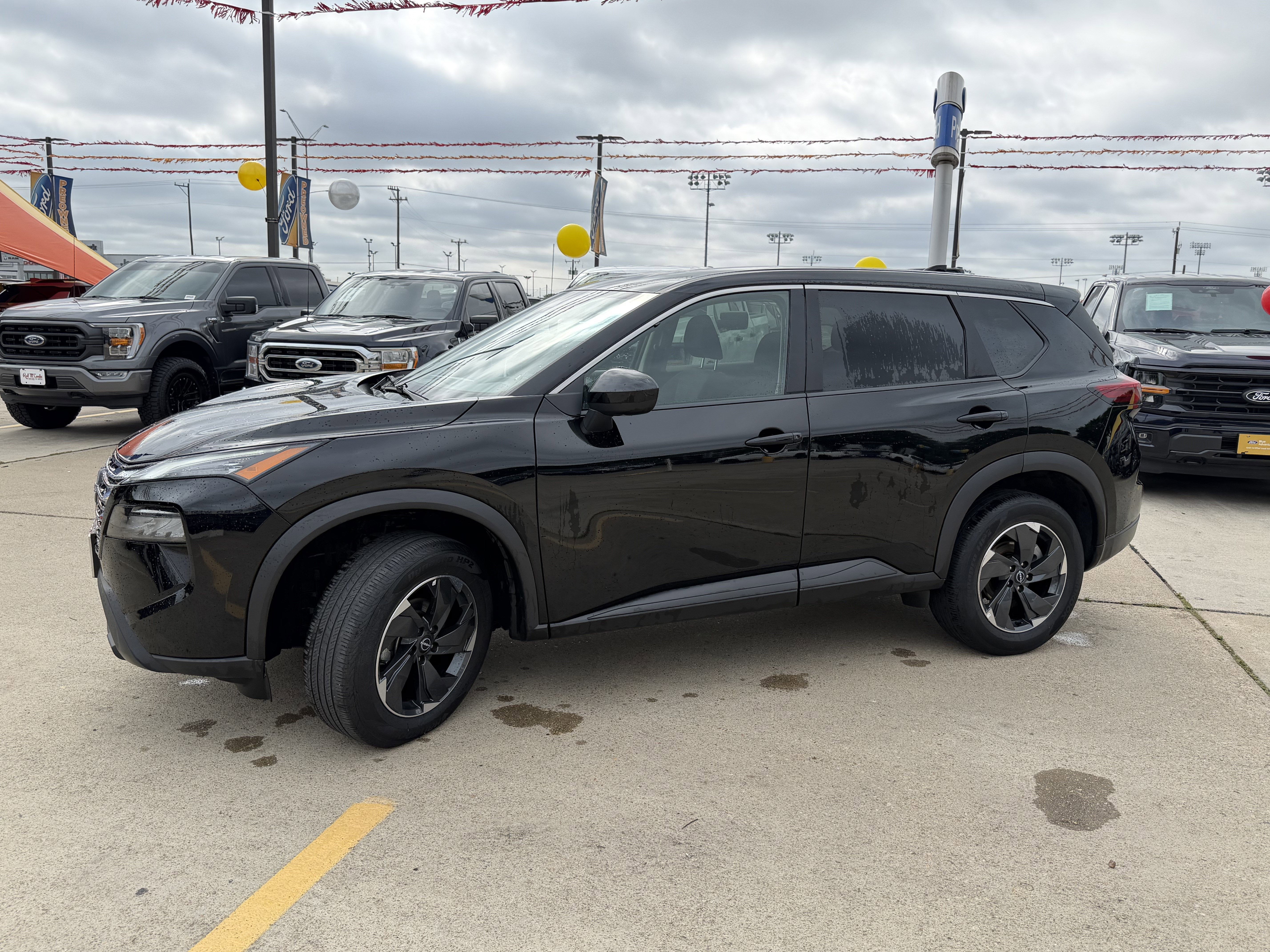 2025 Nissan Rogue SV