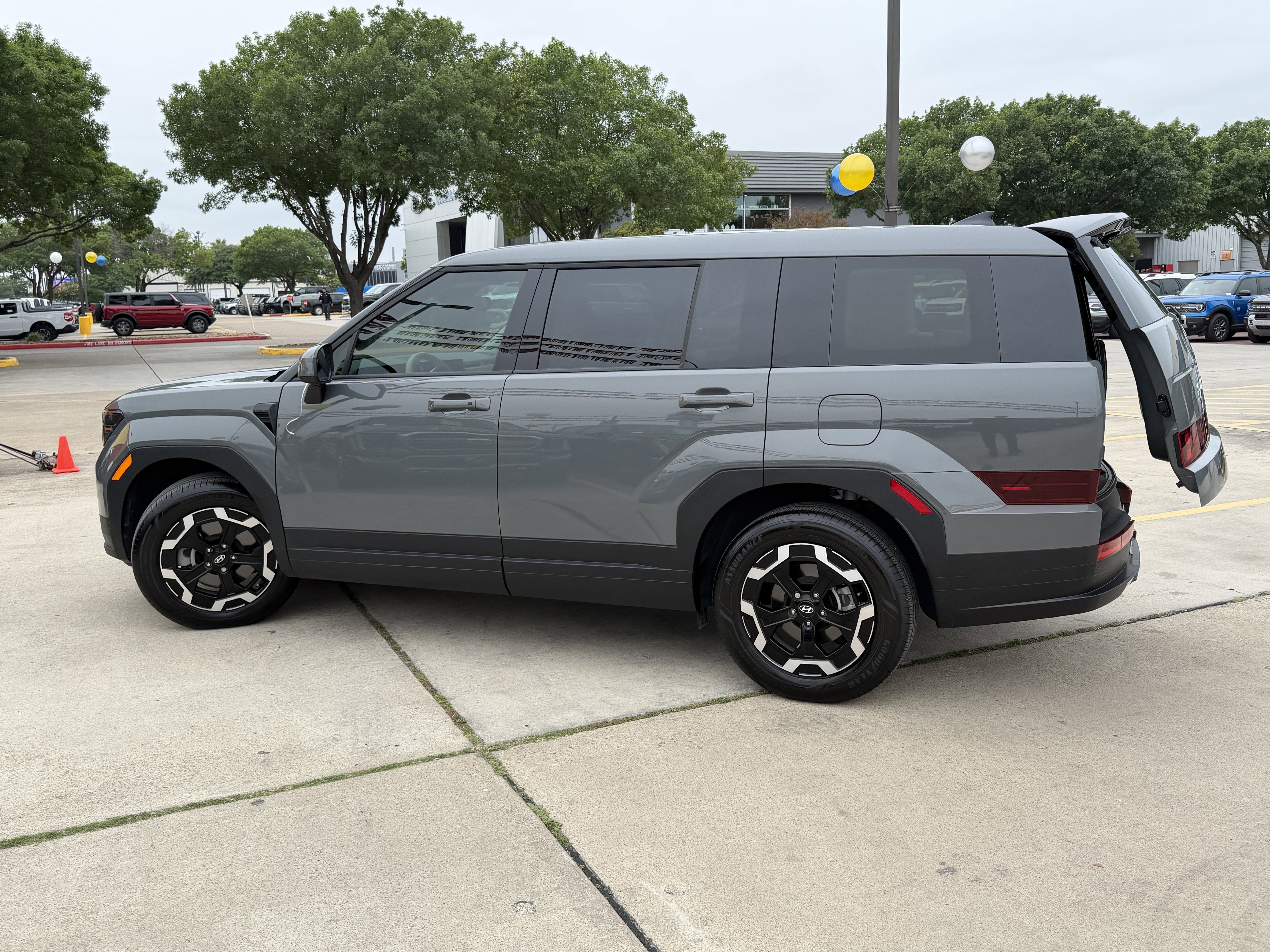 2024 Hyundai Santa Fe SE
