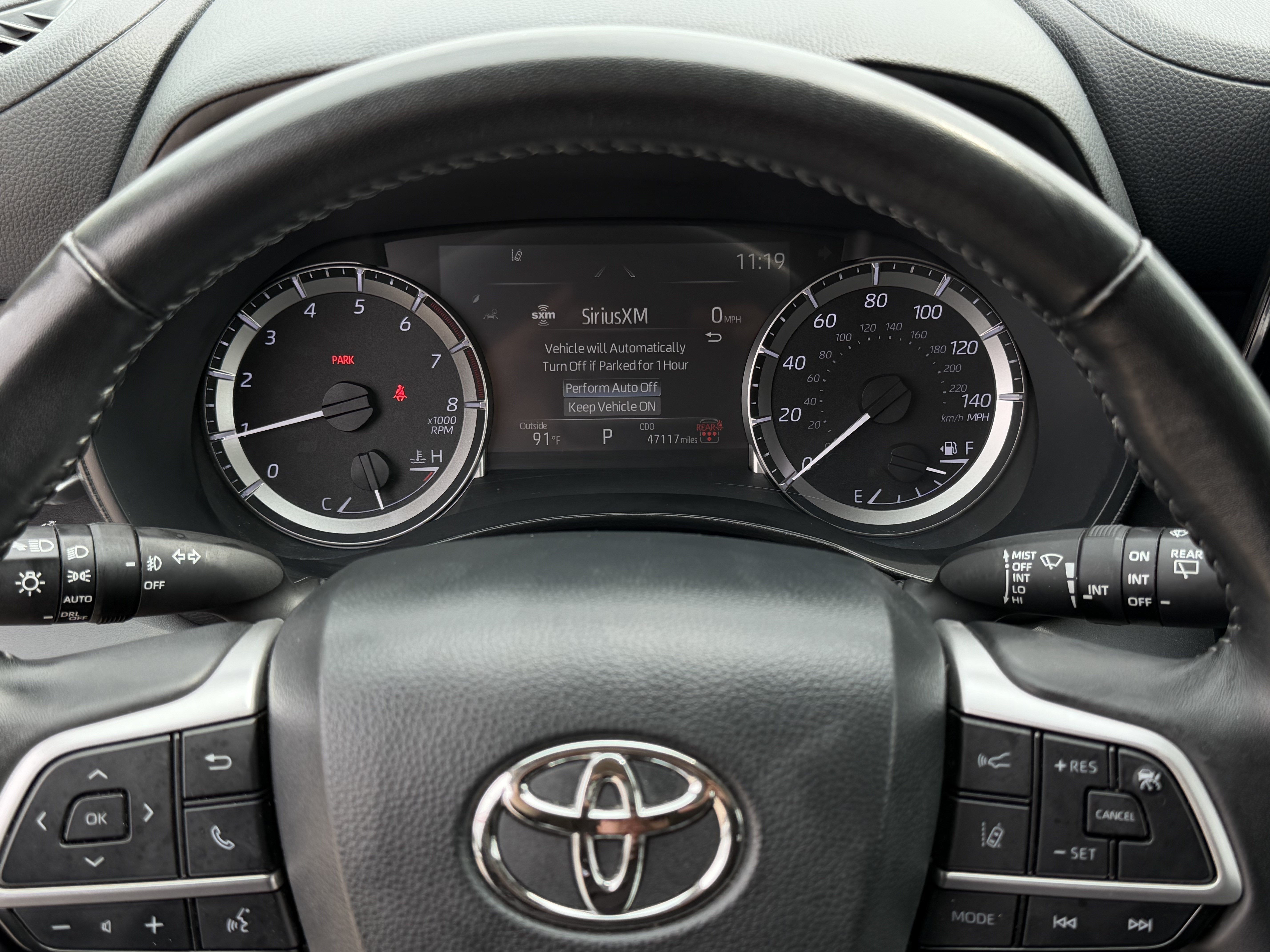2025 Toyota Highlander LE