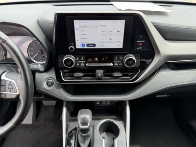 2025 Toyota Highlander LE