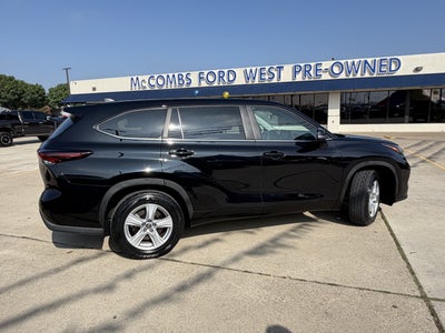 2025 Toyota Highlander LE