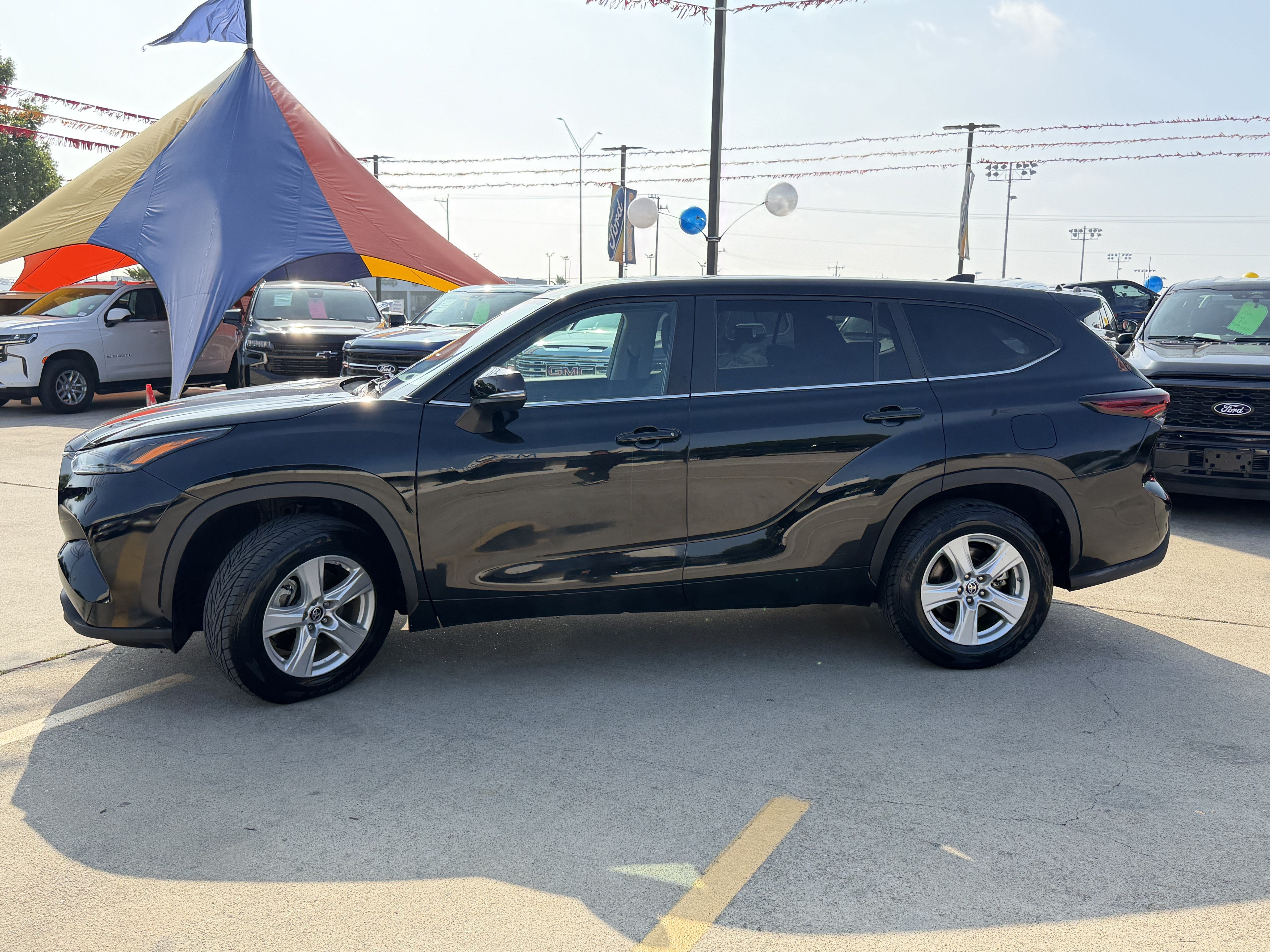 2025 Toyota Highlander LE