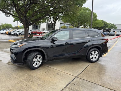 2024 Toyota Highlander LE