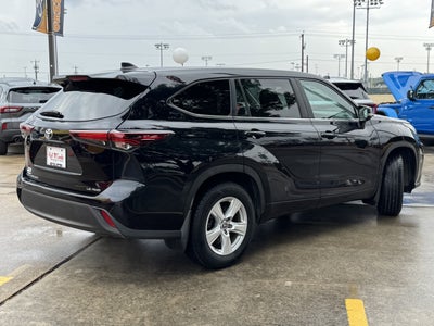 2024 Toyota Highlander LE