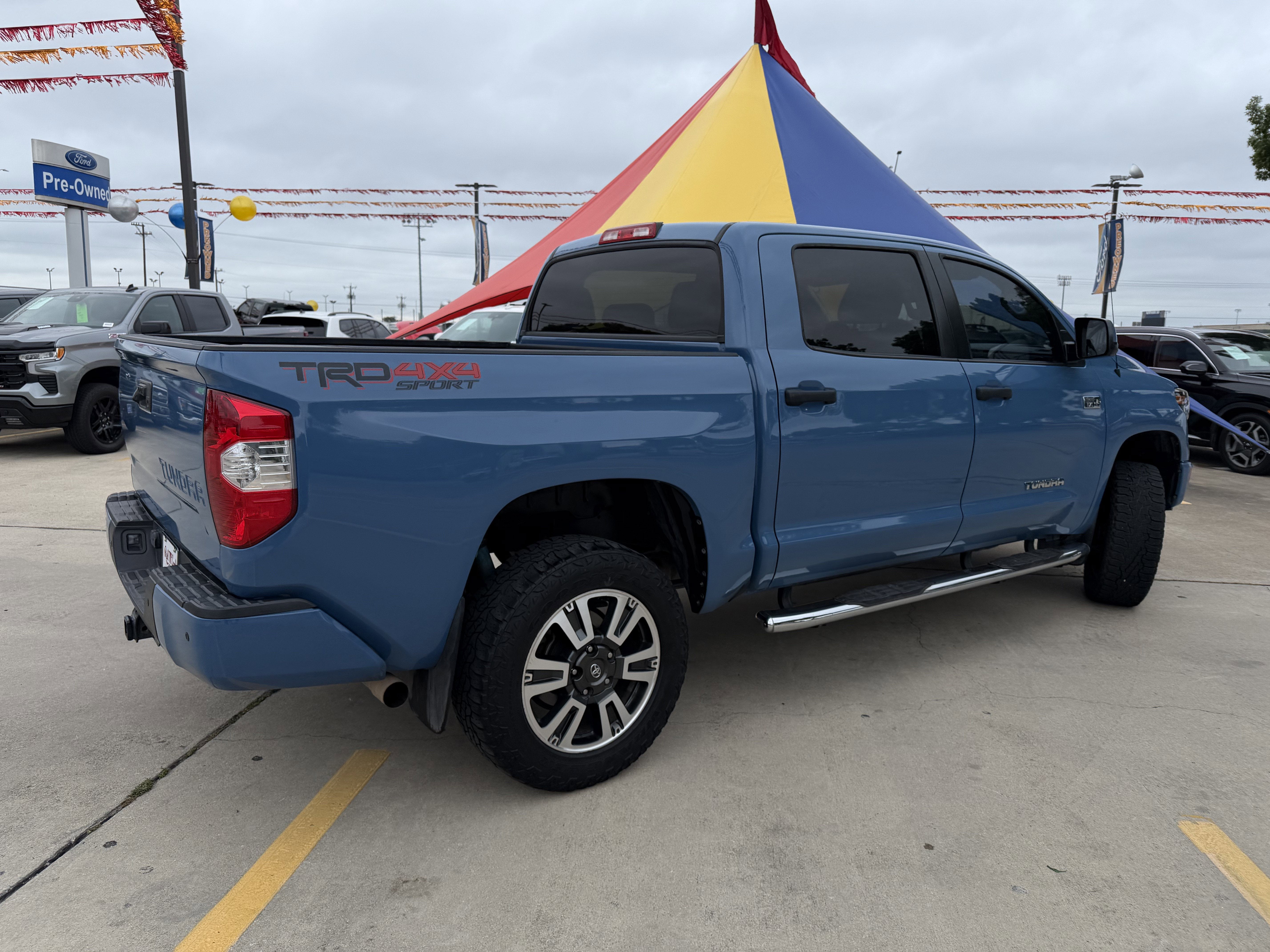 2019 Toyota Tundra SR5 5.7L V8