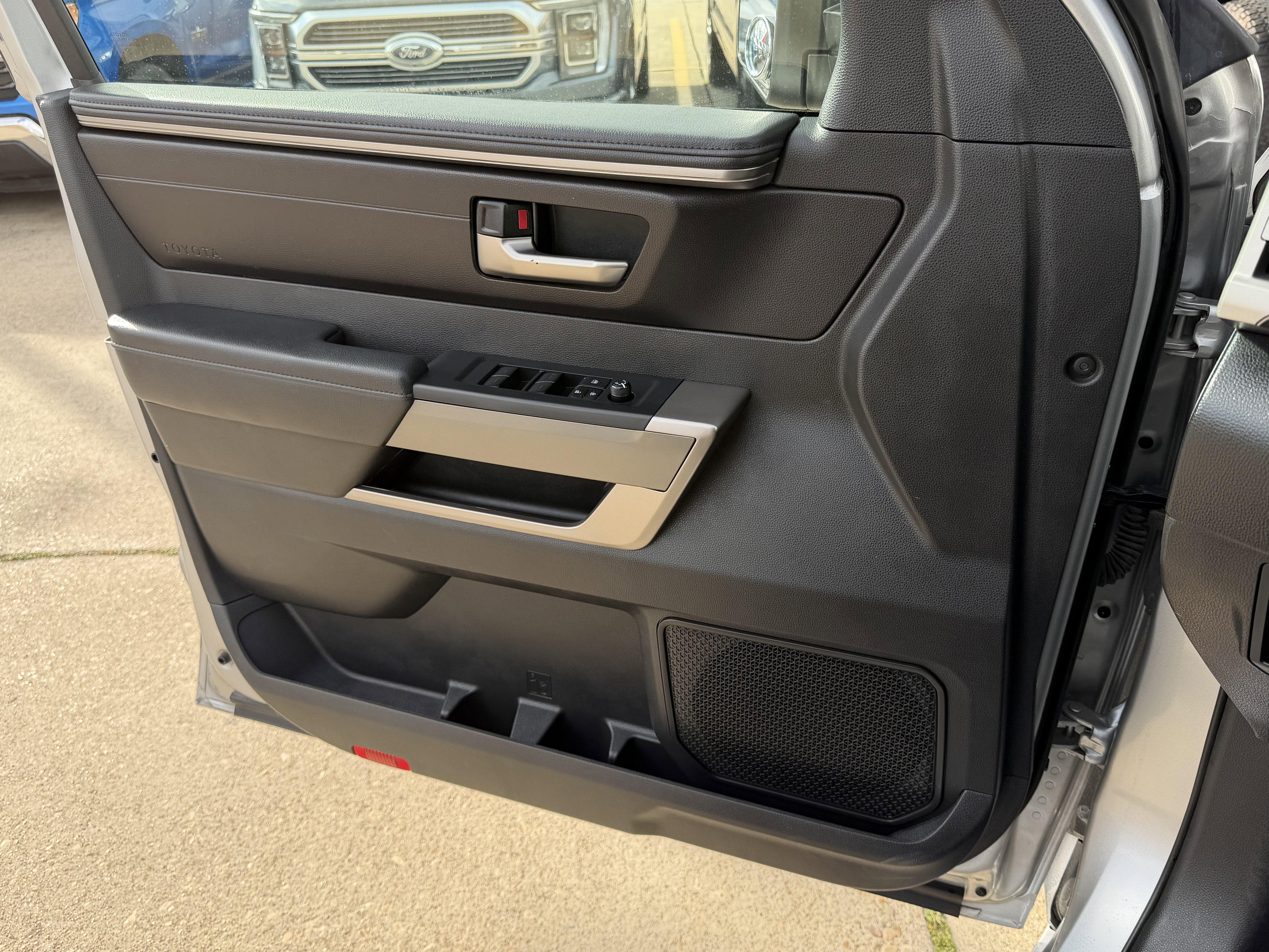2024 Toyota Tundra 2WD SR5