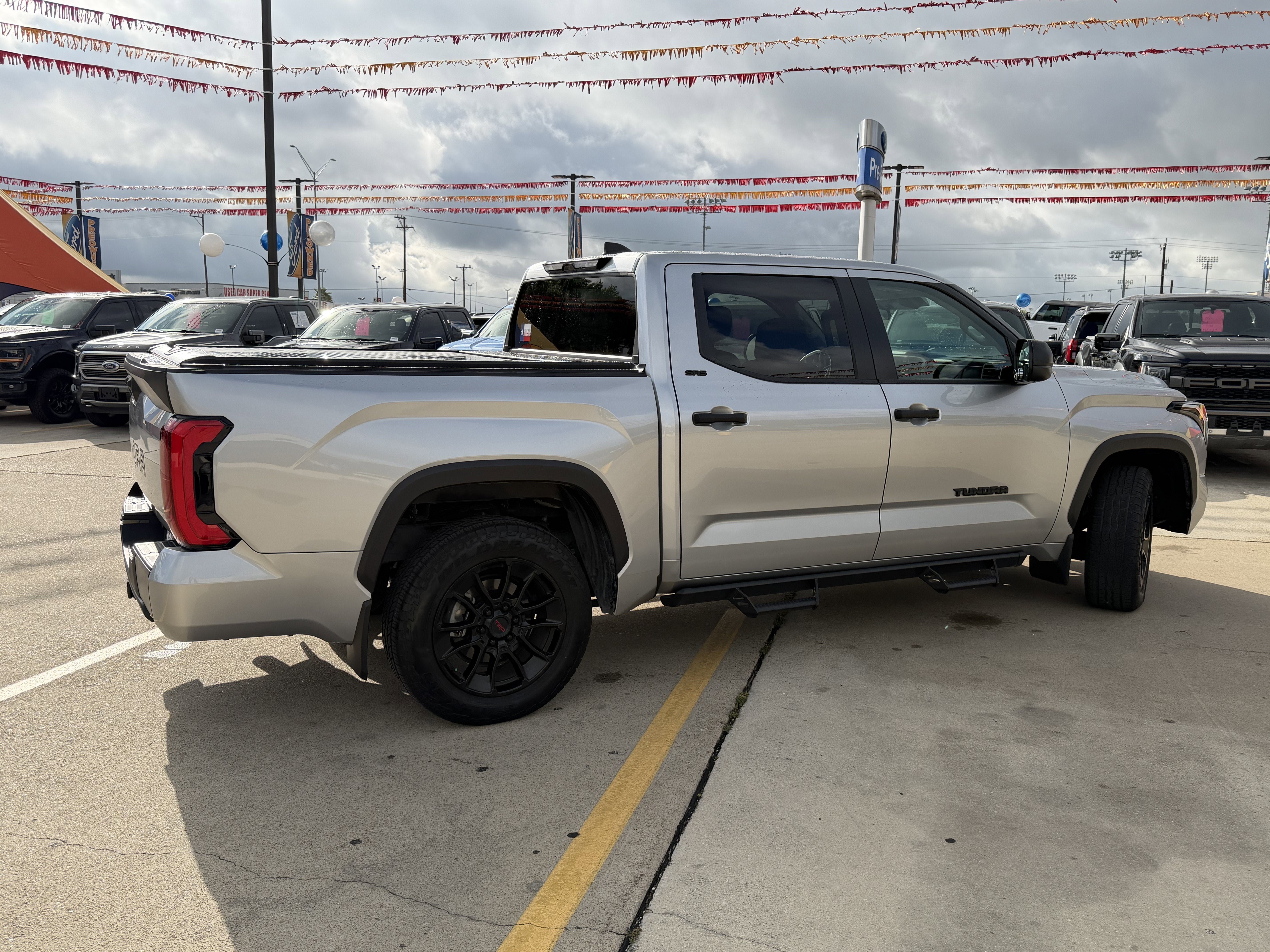 2024 Toyota Tundra 2WD SR5