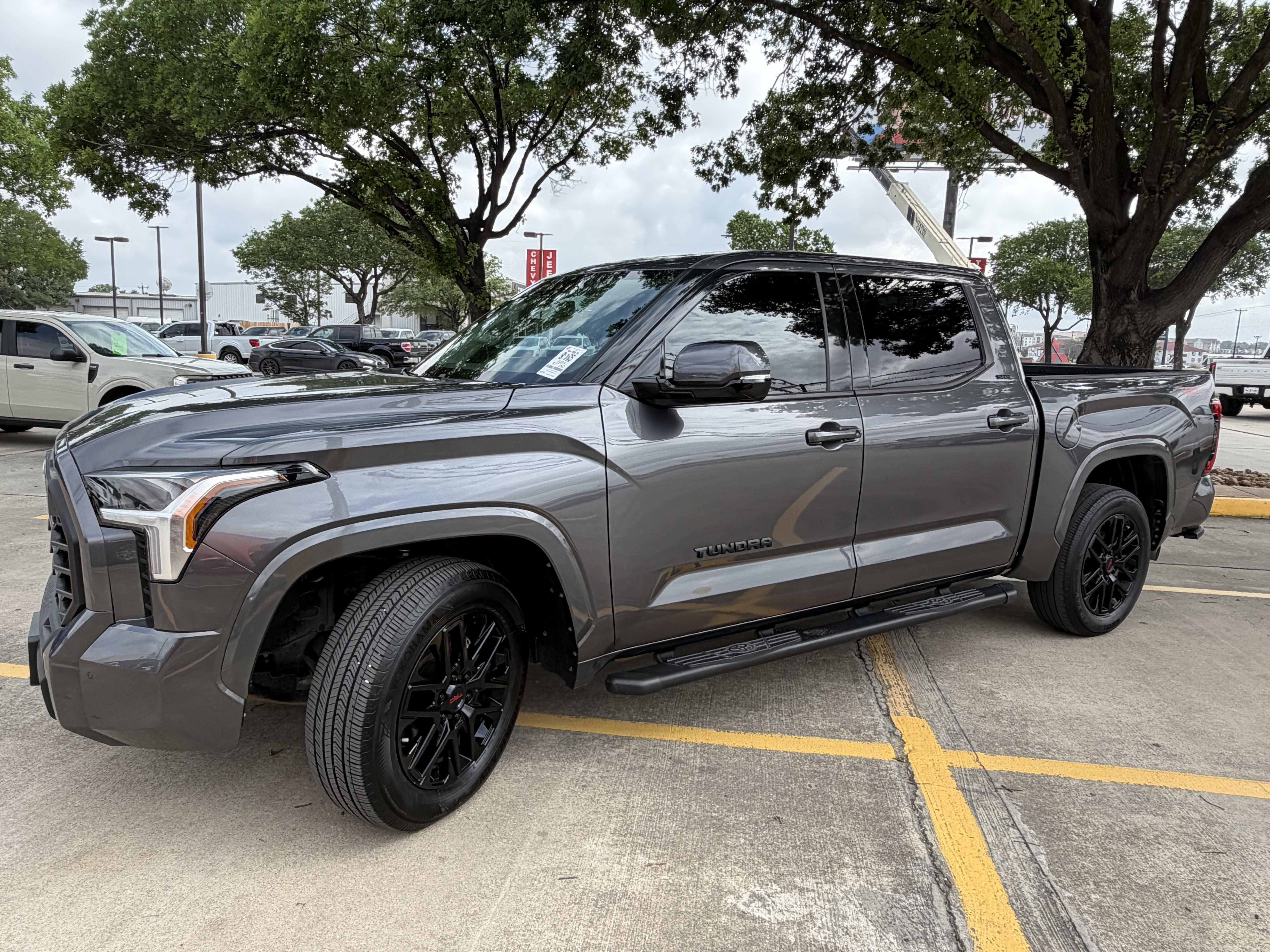 2023 Toyota Tundra SR5