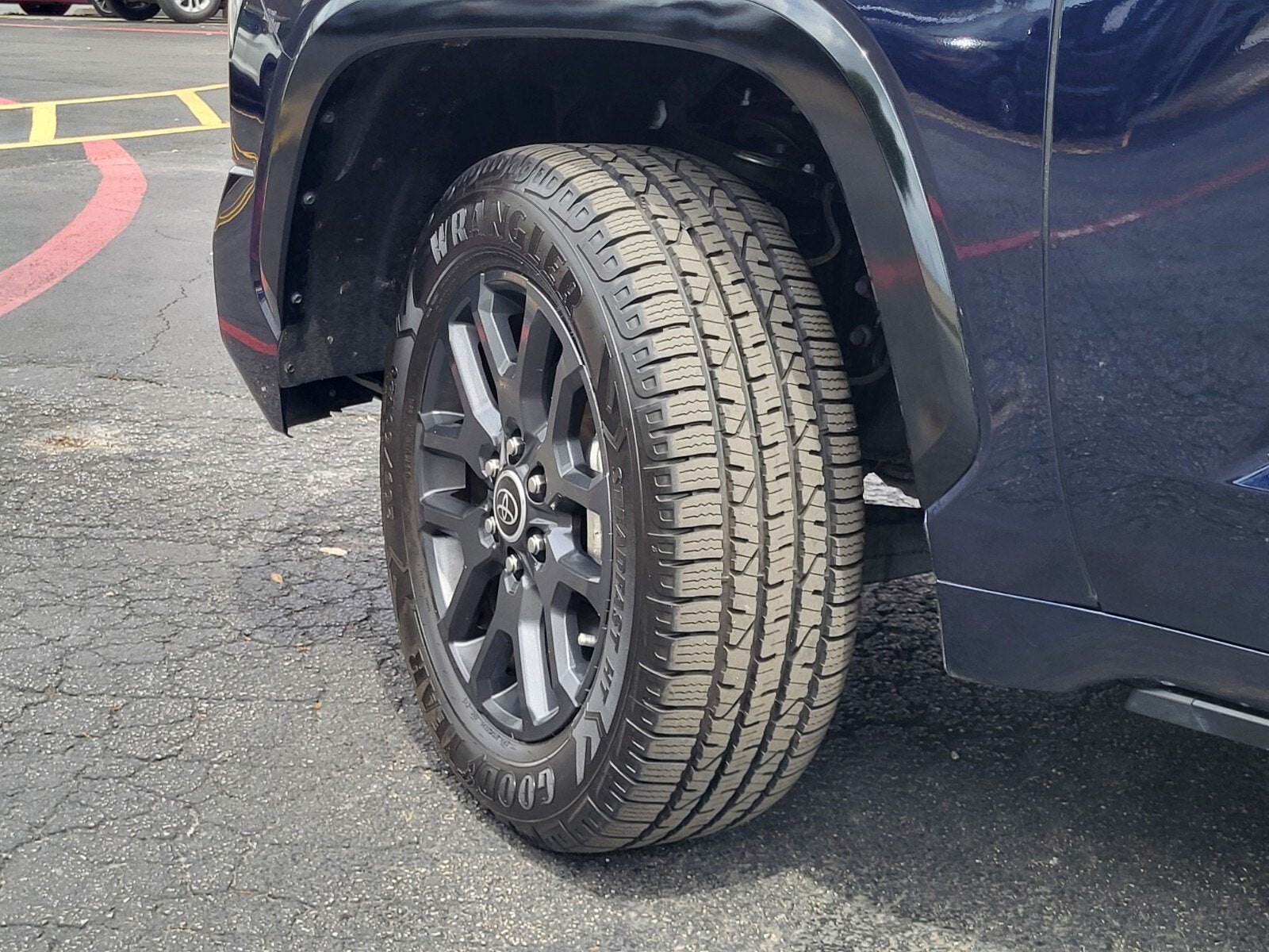 2023 Toyota Tundra Platinum