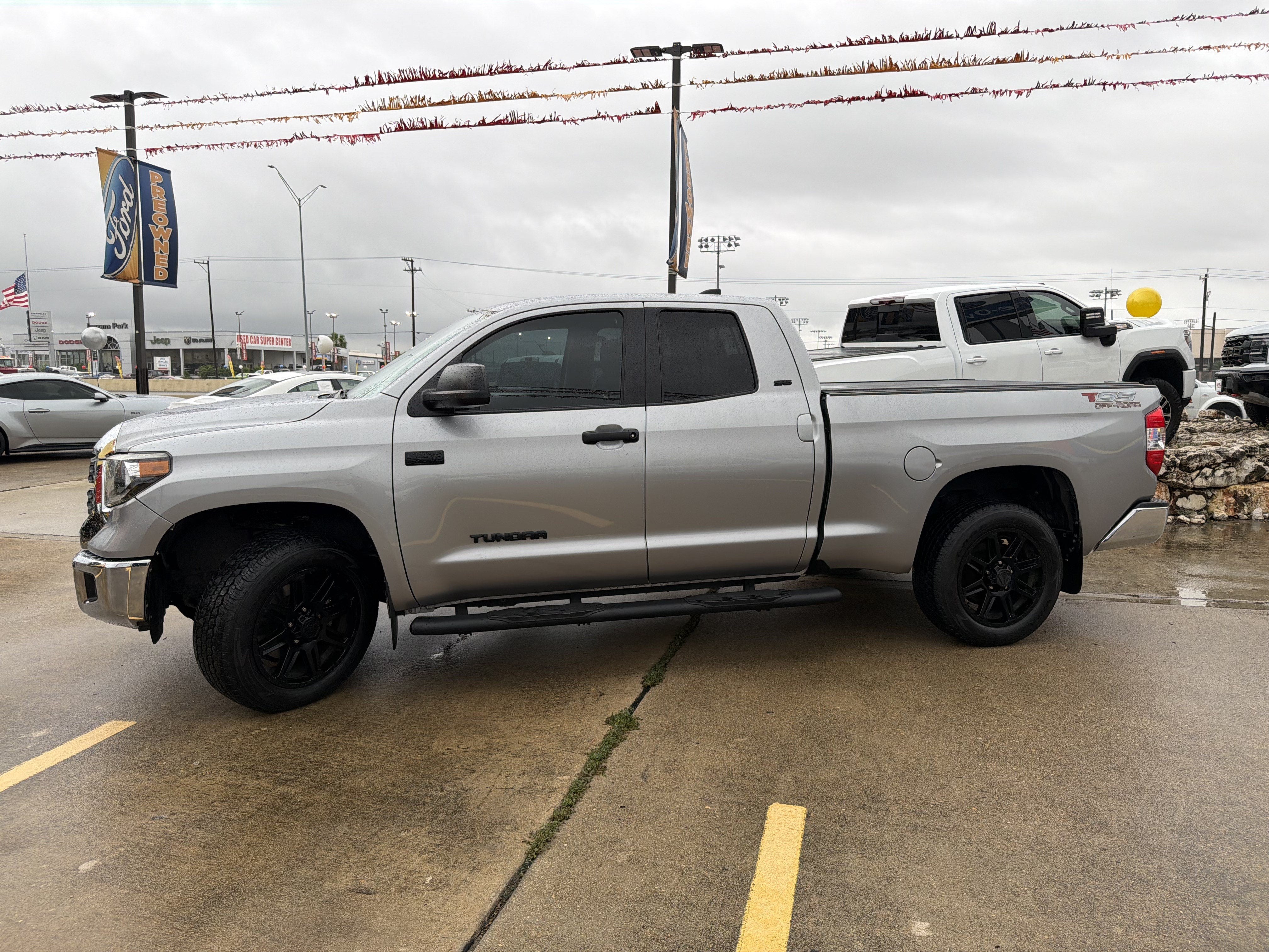 2020 Toyota Tundra 4WD SR5