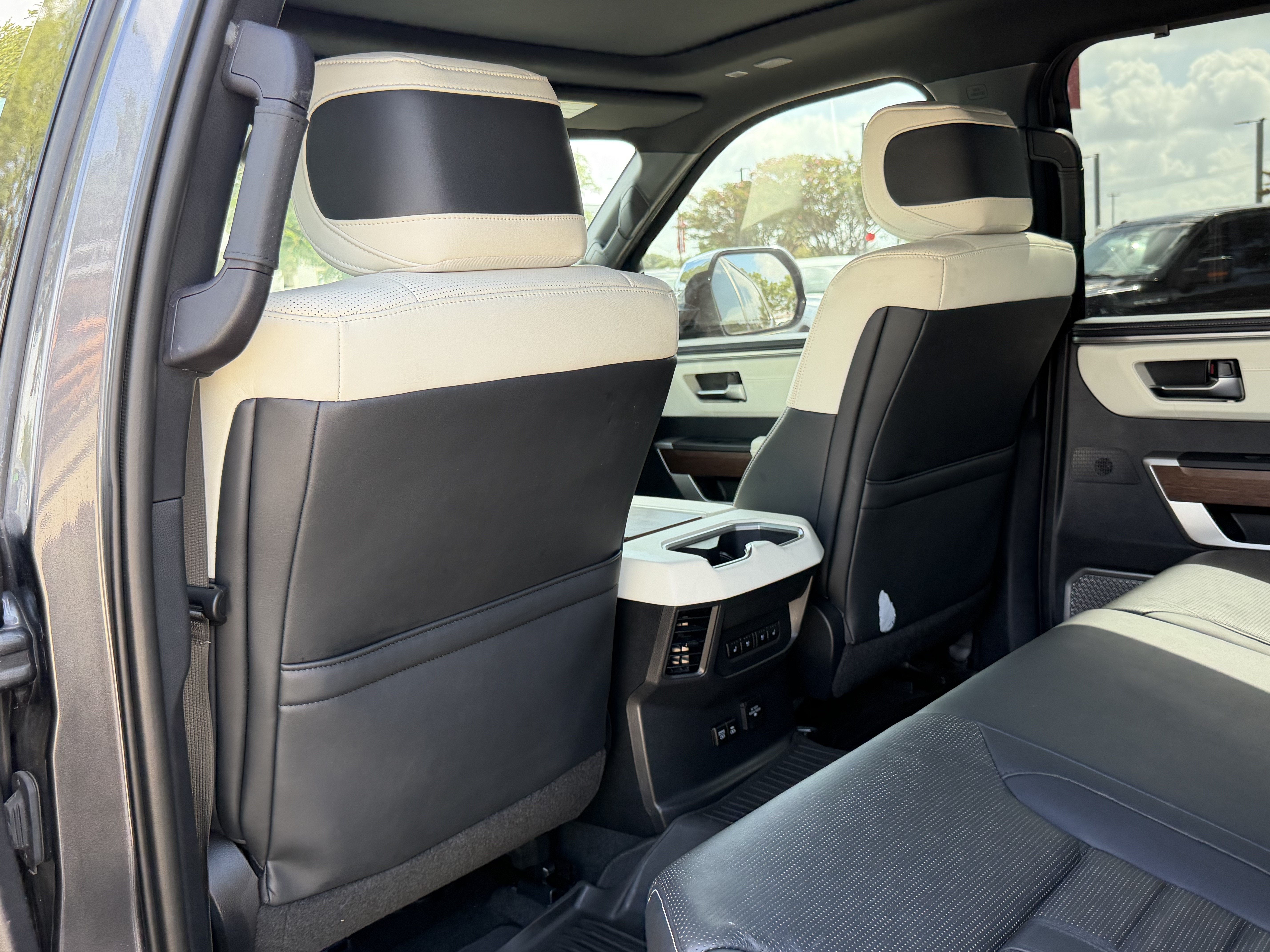 2022 Toyota Tundra Hybrid Capstone