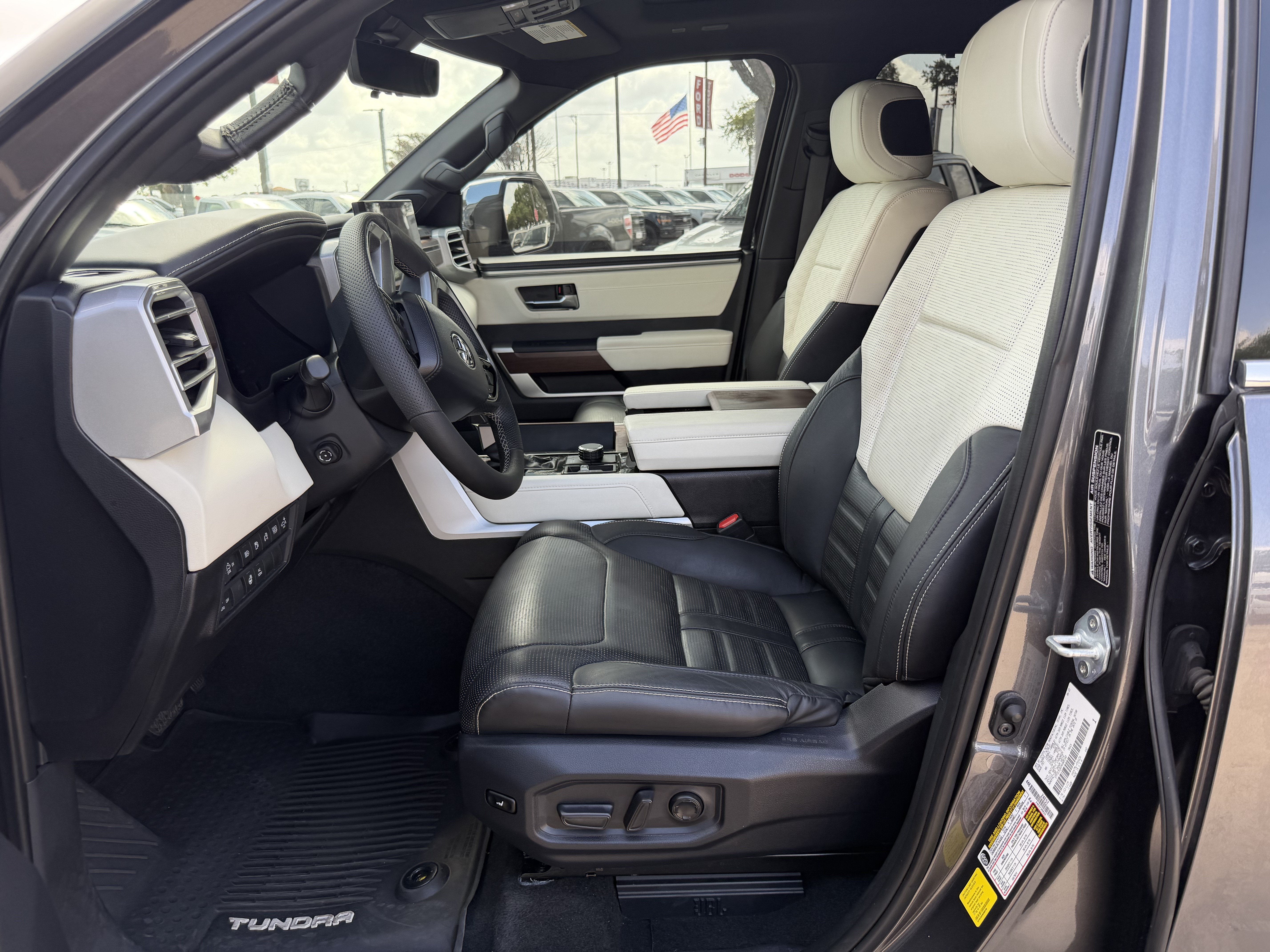 2022 Toyota Tundra Hybrid Capstone