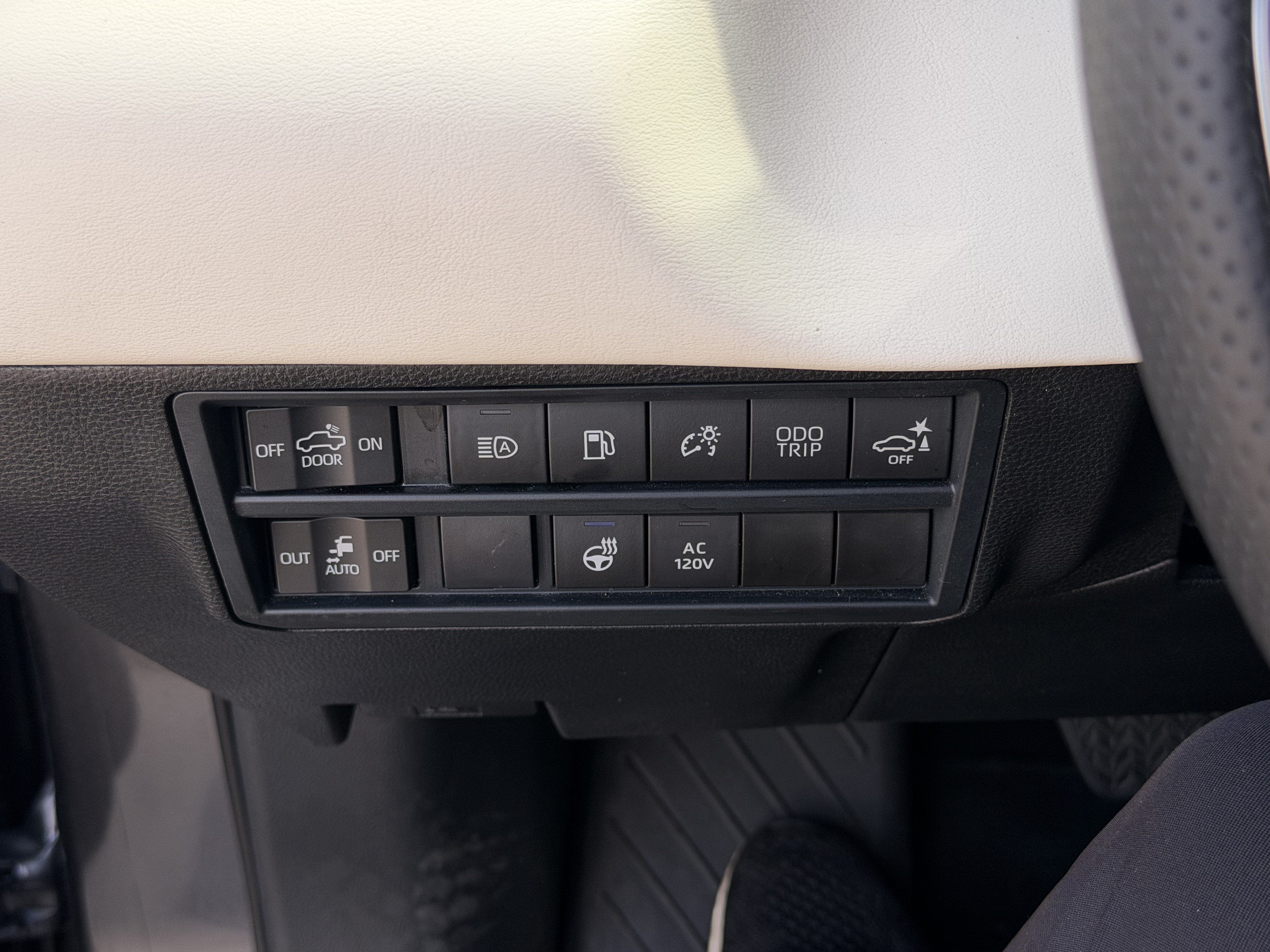 2022 Toyota Tundra Hybrid Capstone
