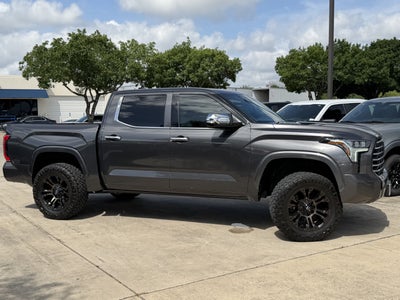 2022 Toyota Tundra Hybrid Capstone