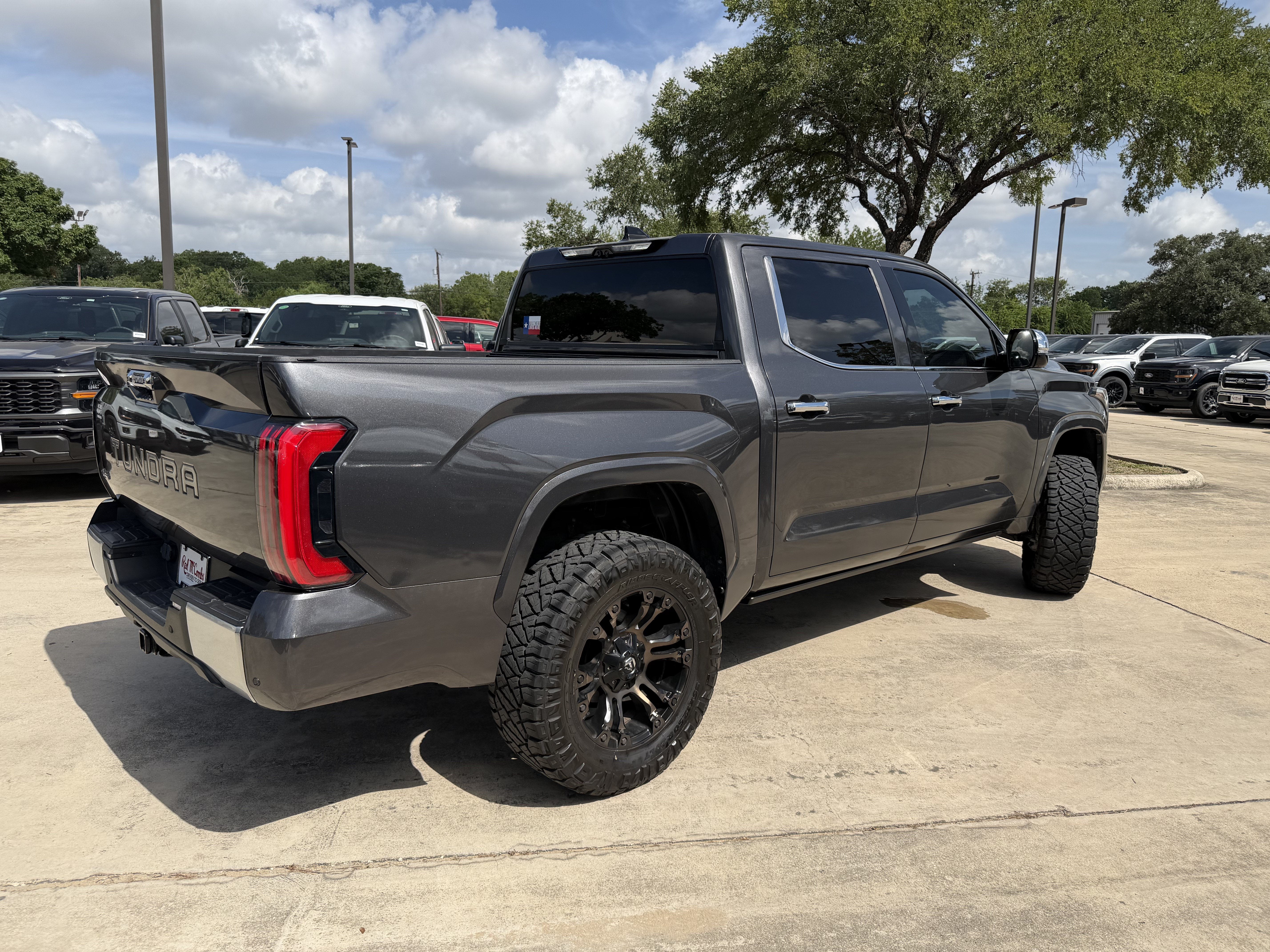 2022 Toyota Tundra Hybrid Capstone