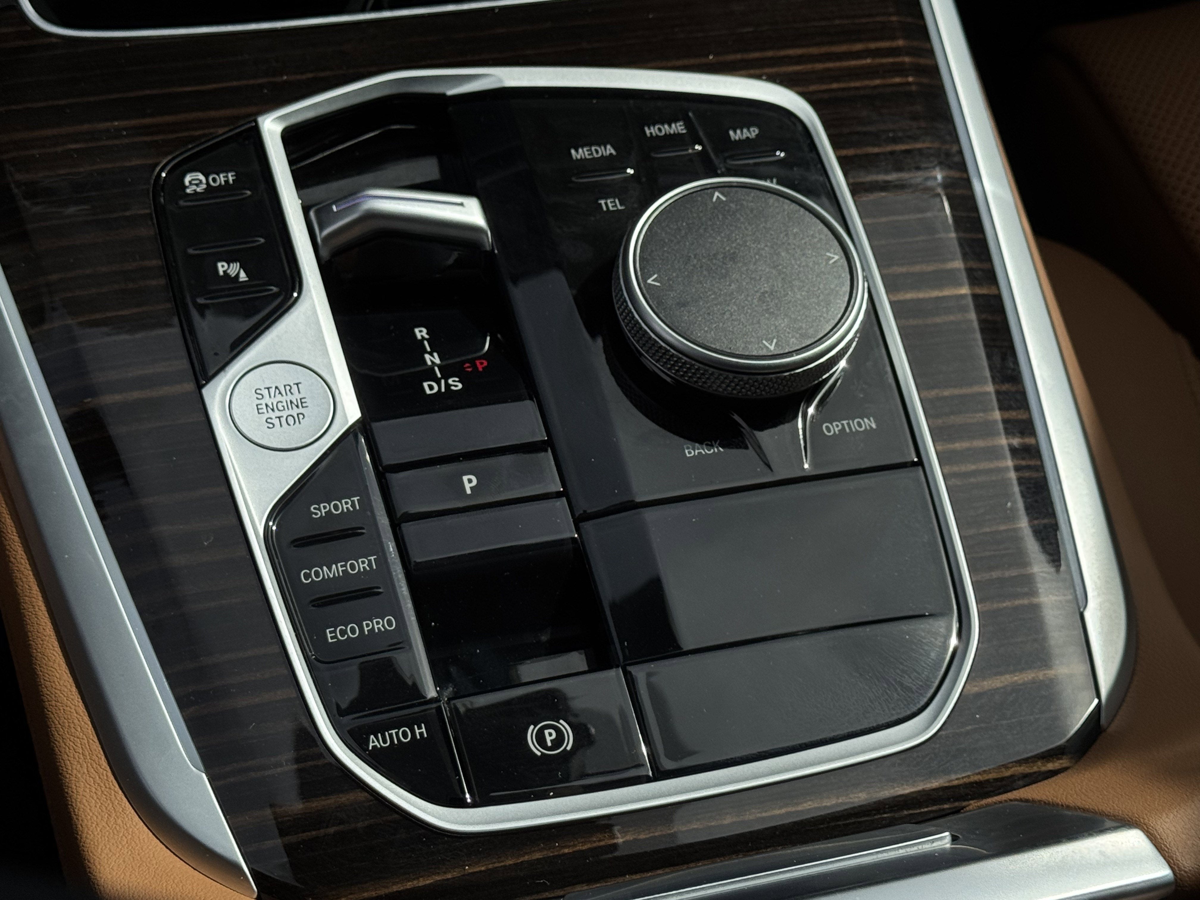 2025 BMW X5 sDrive40i