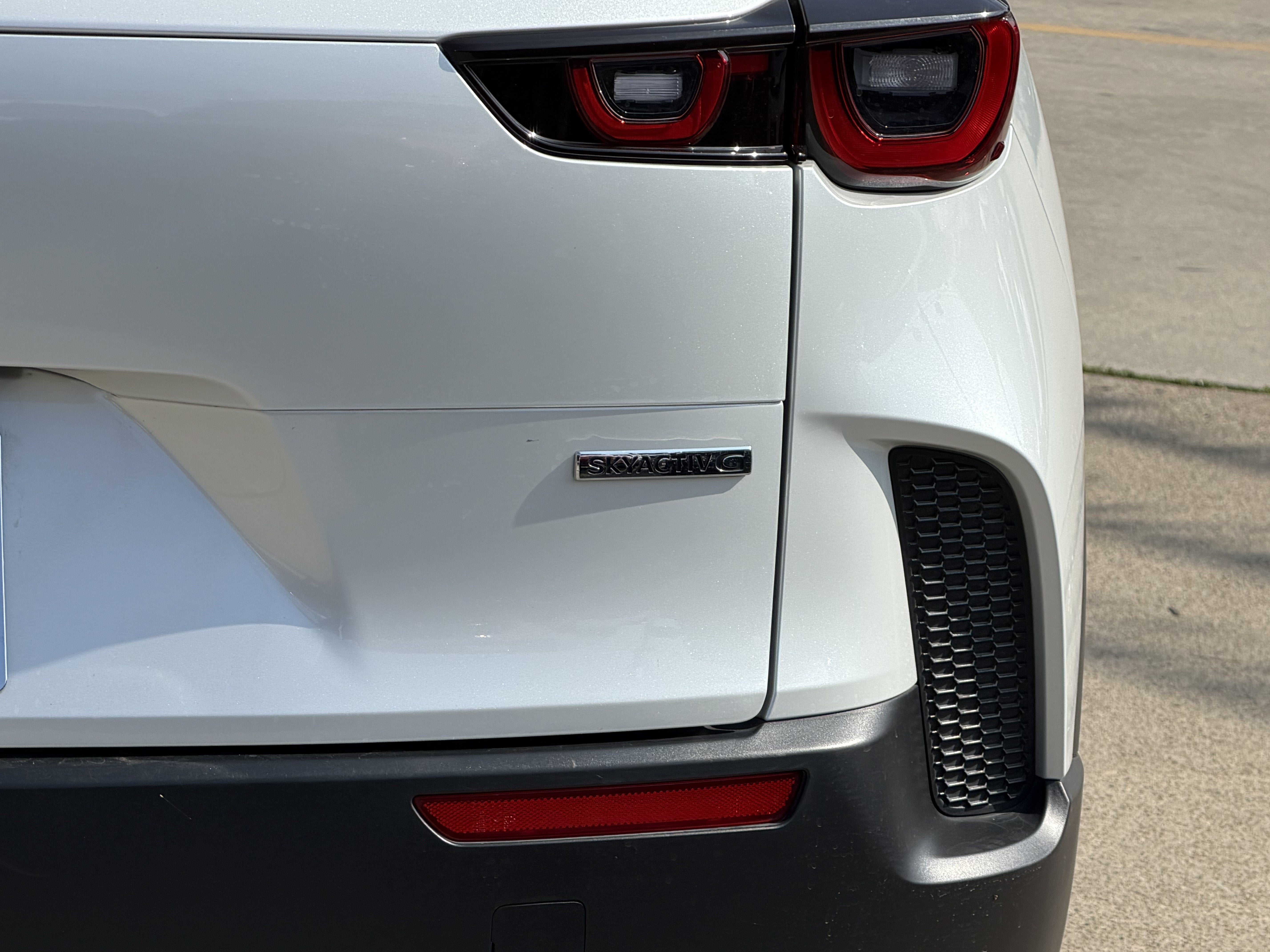 2025 Mazda Mazda CX-50 2.5 S Preferred Package