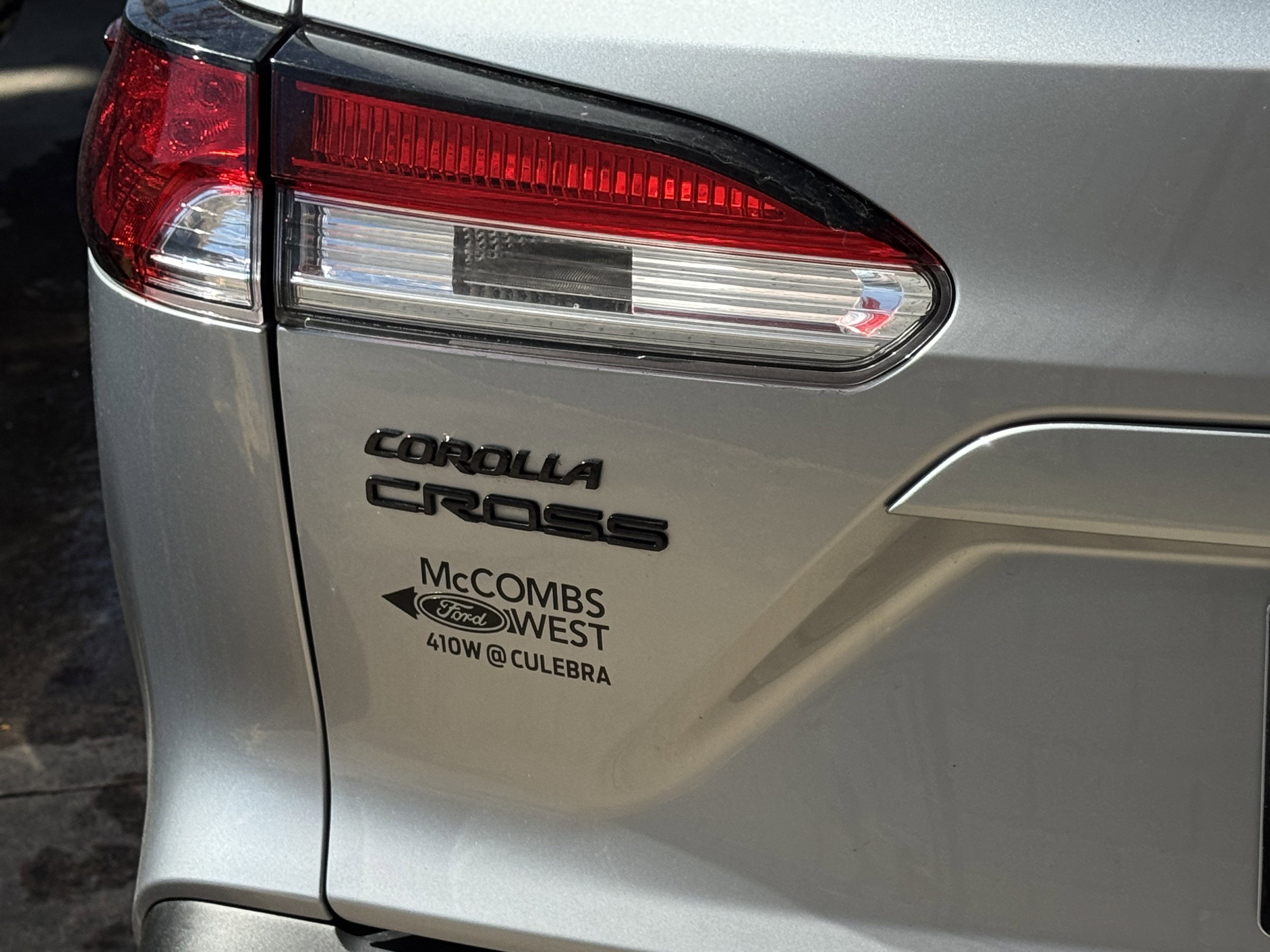 2024 Toyota Corolla Cross Hybrid SE