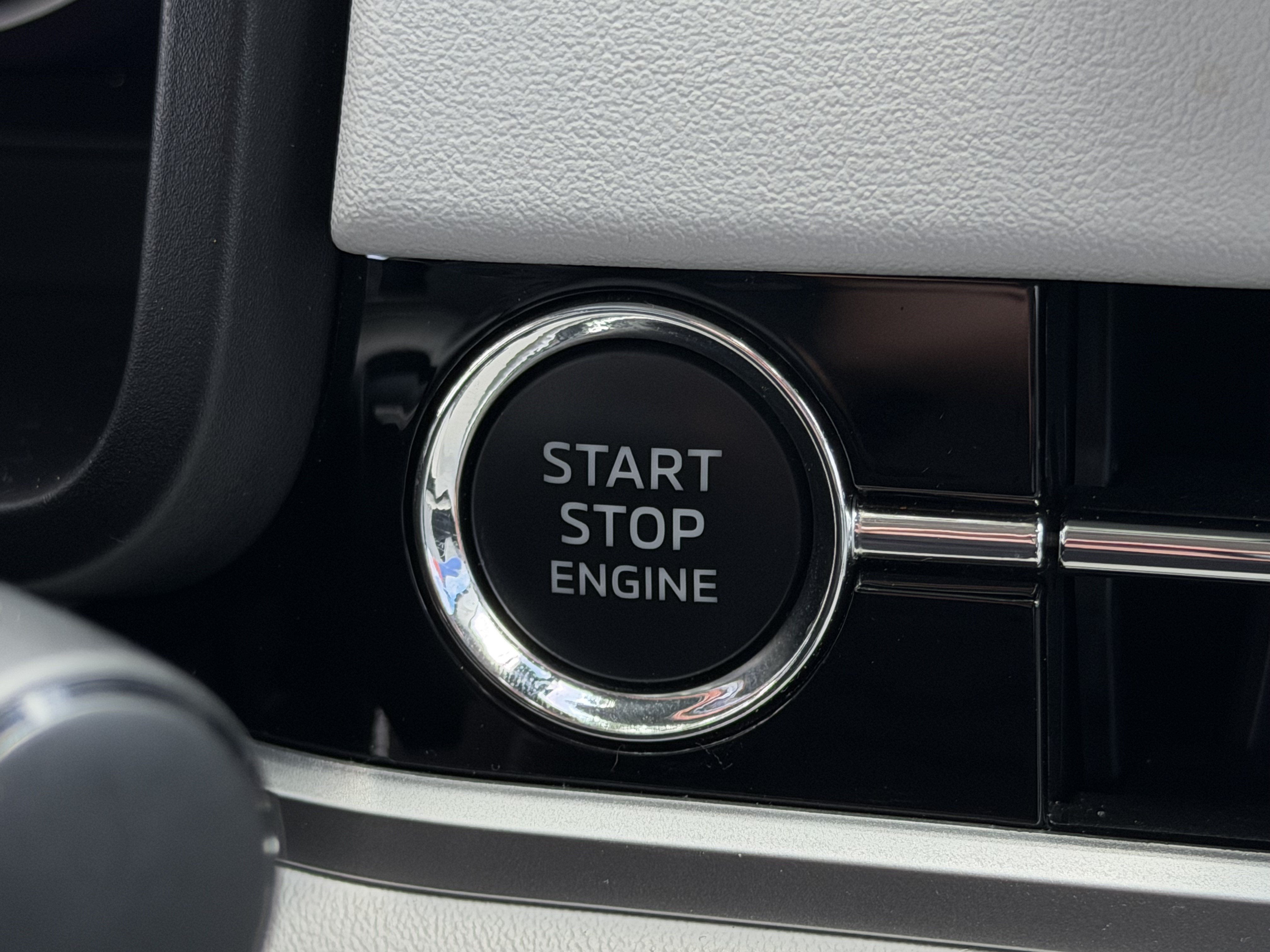 2024 Mitsubishi Outlander SEL Black Edition