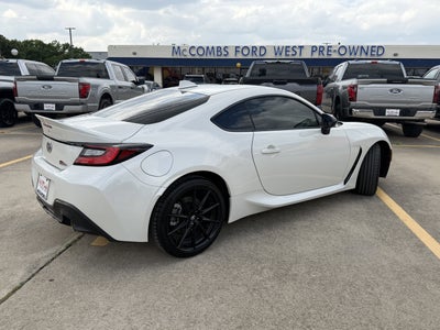 2025 Toyota GR86 Premium